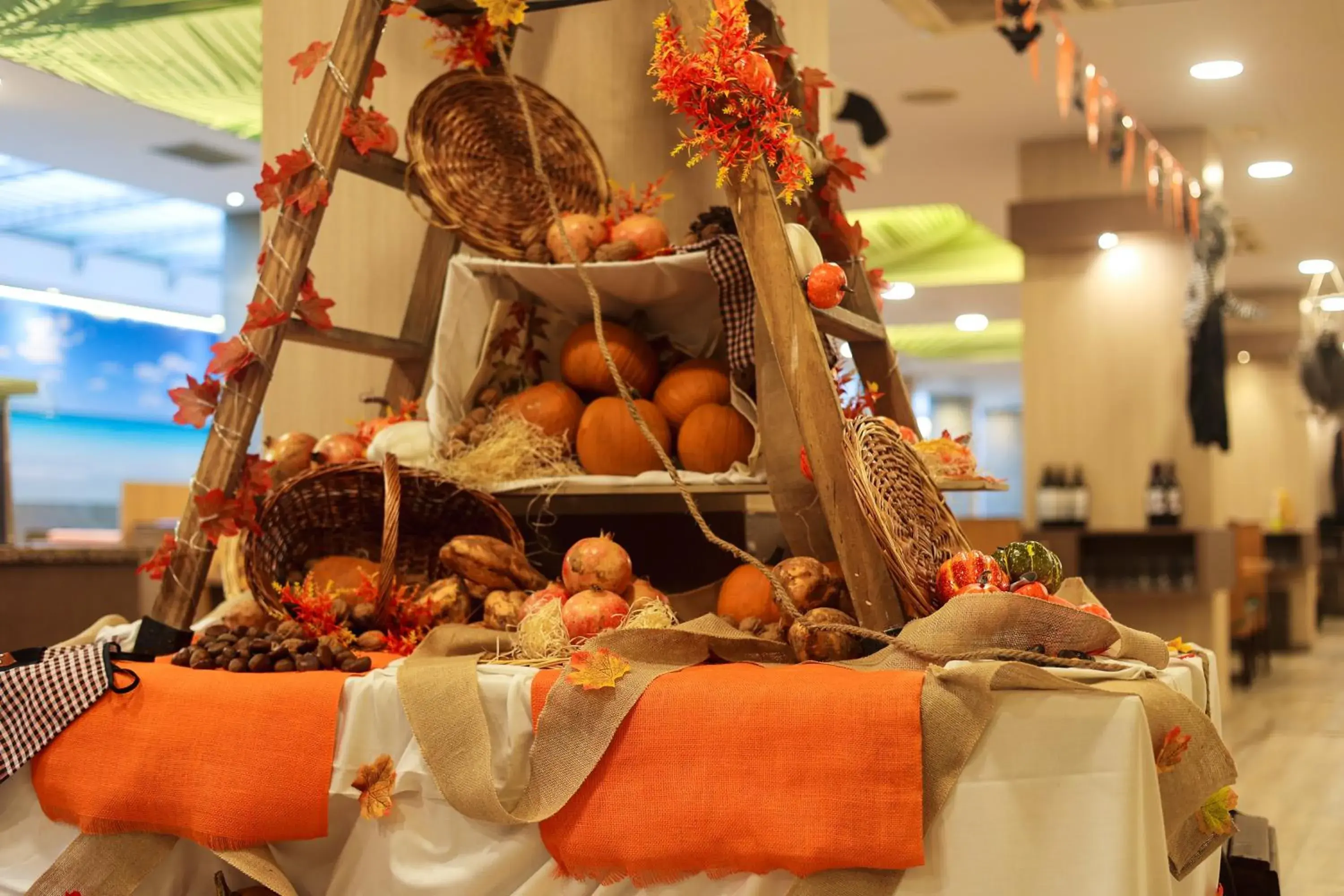 Restaurant/places to eat in GHT Oasis Tossa & Spa Restaurant/places to eat in GHT Oasis Tossa & Spa