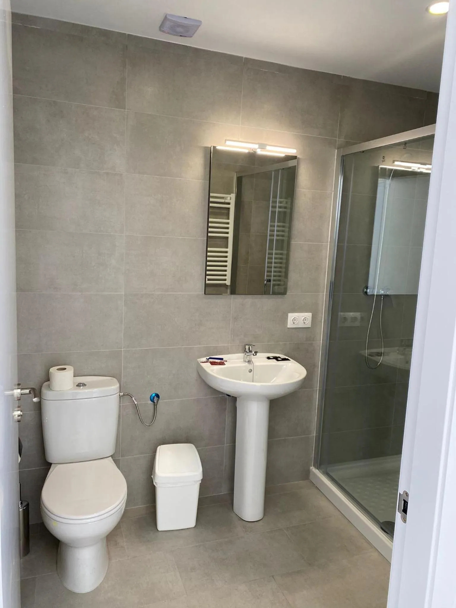 Bathroom in Apartamentos Giuliano