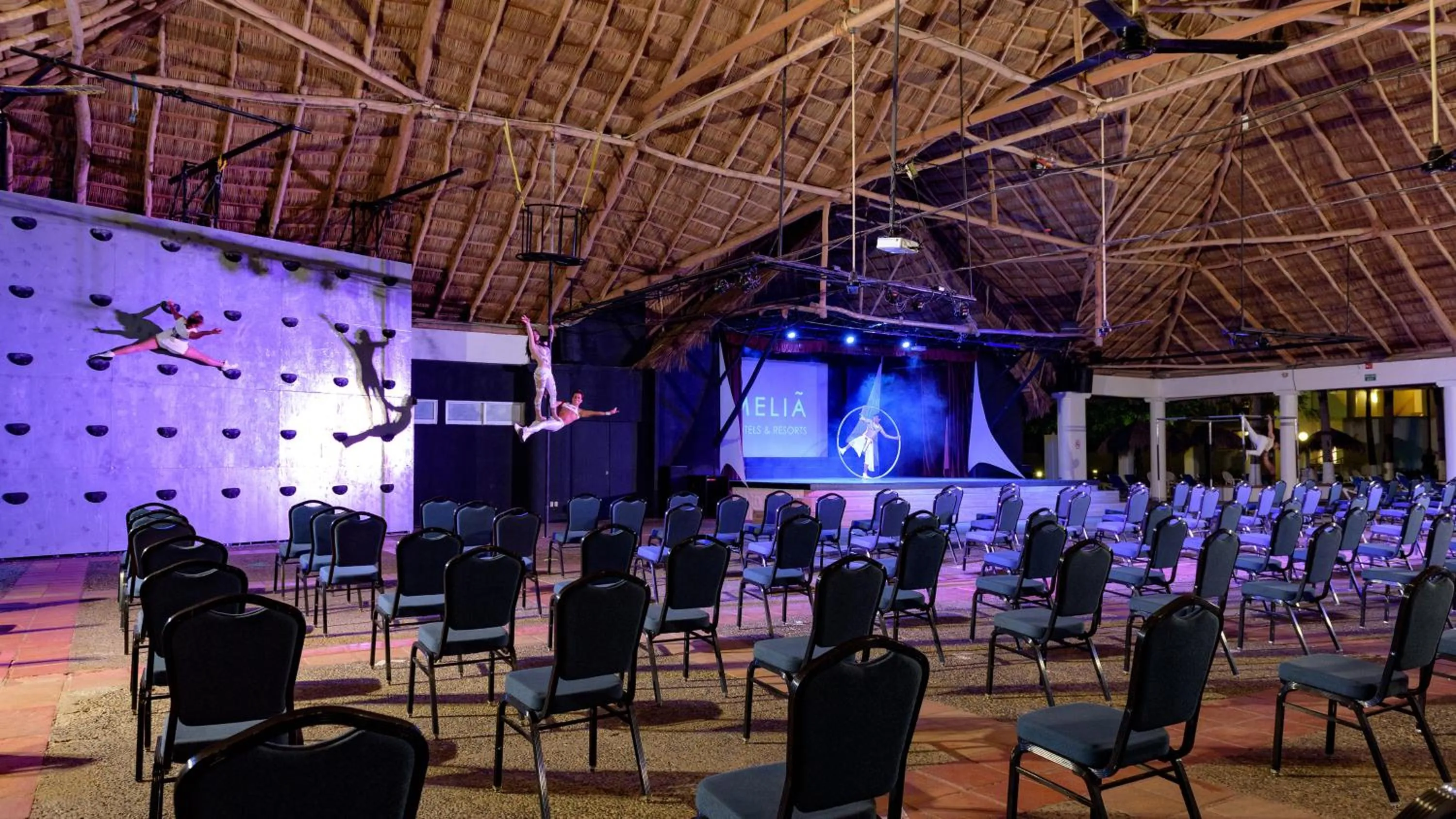 Evening entertainment in Meliá Puerto Vallarta – All Inclusive