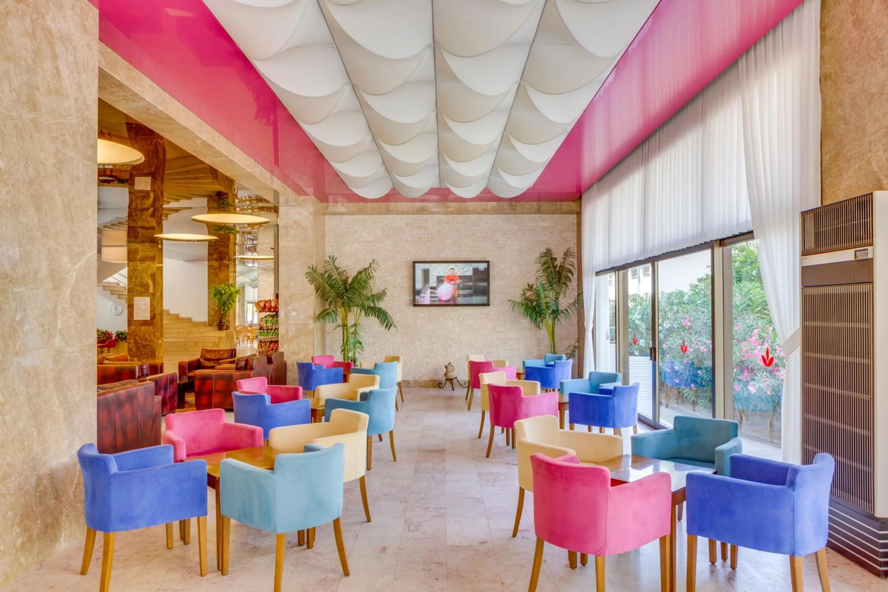 Lobby or reception in Hotel Grand Efe