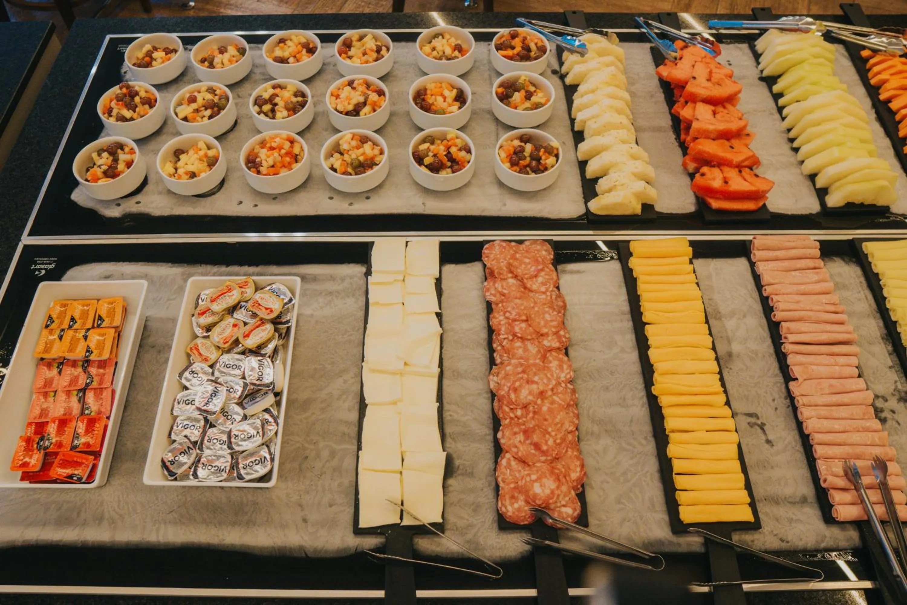 Buffet breakfast in Matiz Vilaboim Ribeirão Preto