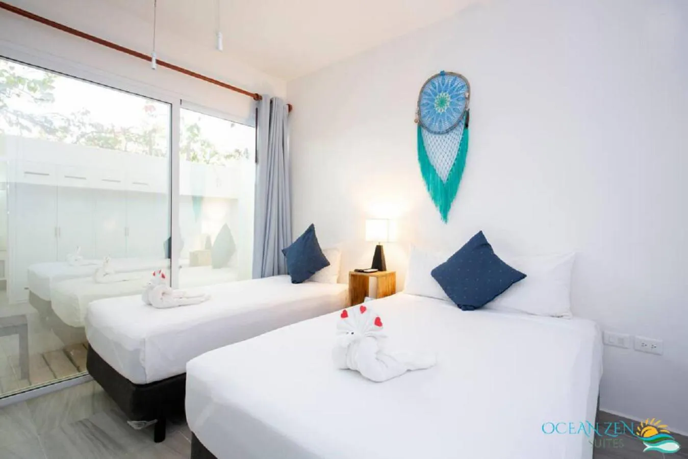 Bed in Ocean Zen Suites on 5th Avenue - Adults Only