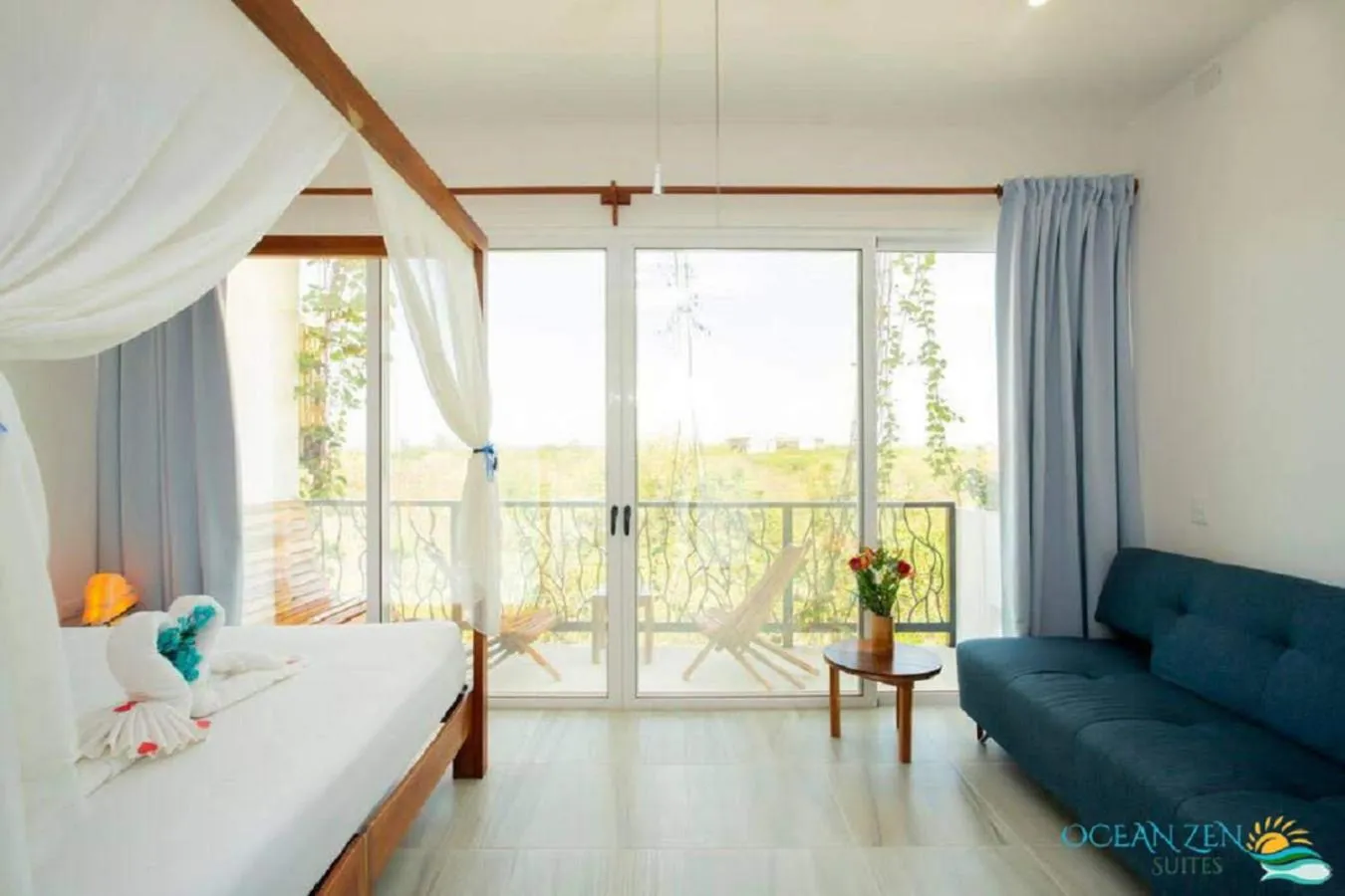 Bed in Ocean Zen Suites on 5th Avenue - Adults Only