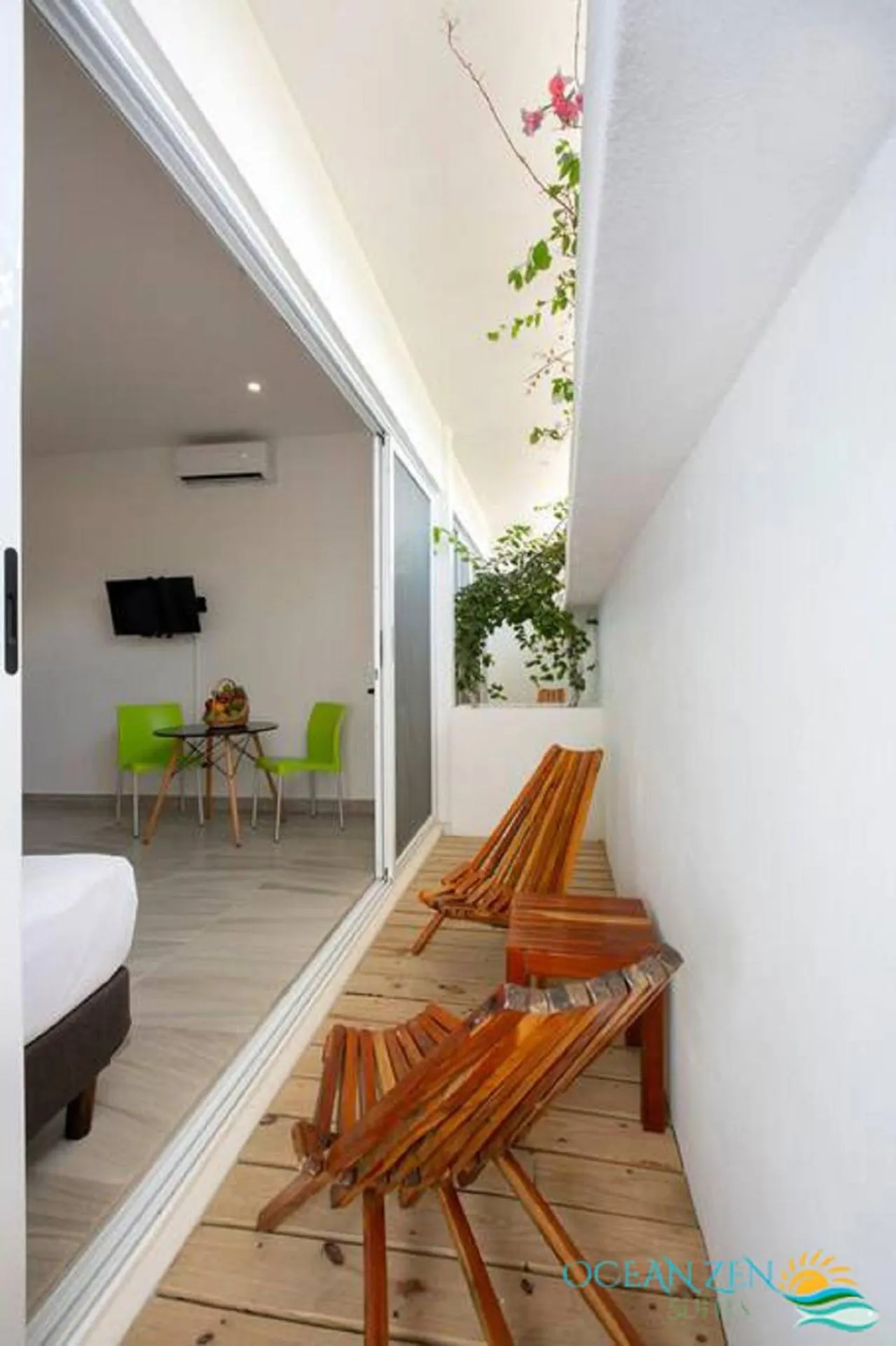 Ocean Zen Suites on 5th Avenue - Adults Only