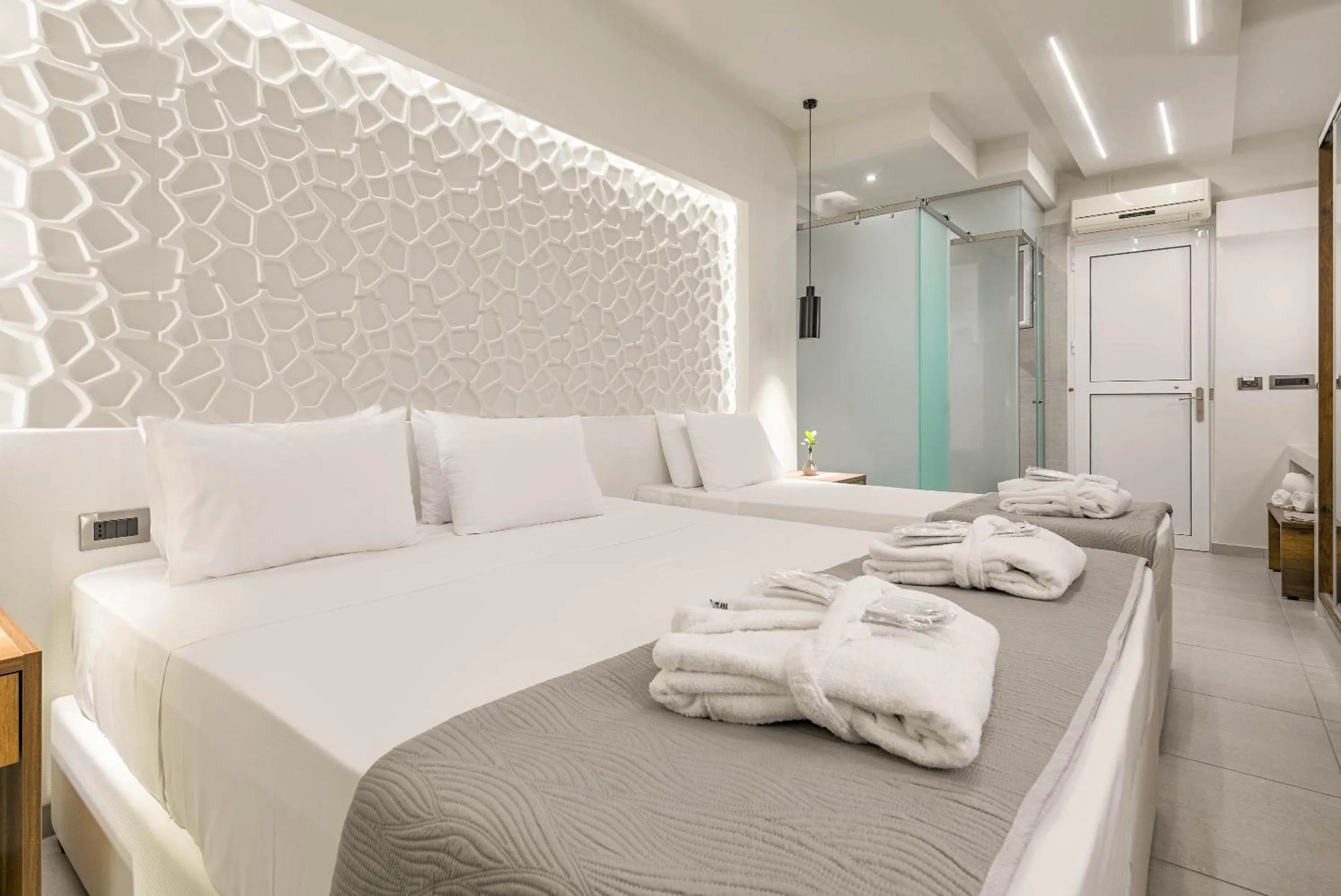 Bed in Litore Luxury Living