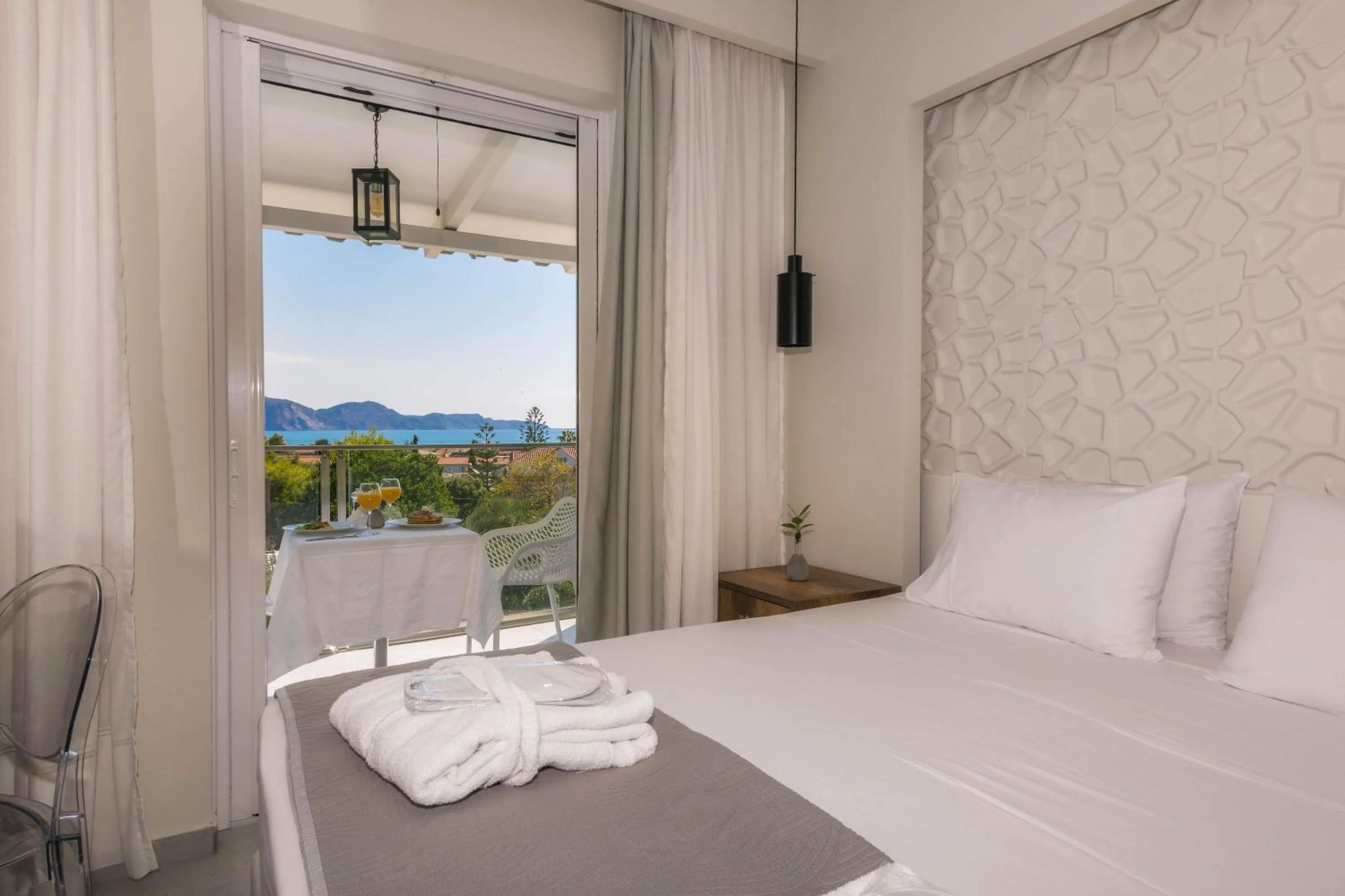 Bed in Litore Luxury Living