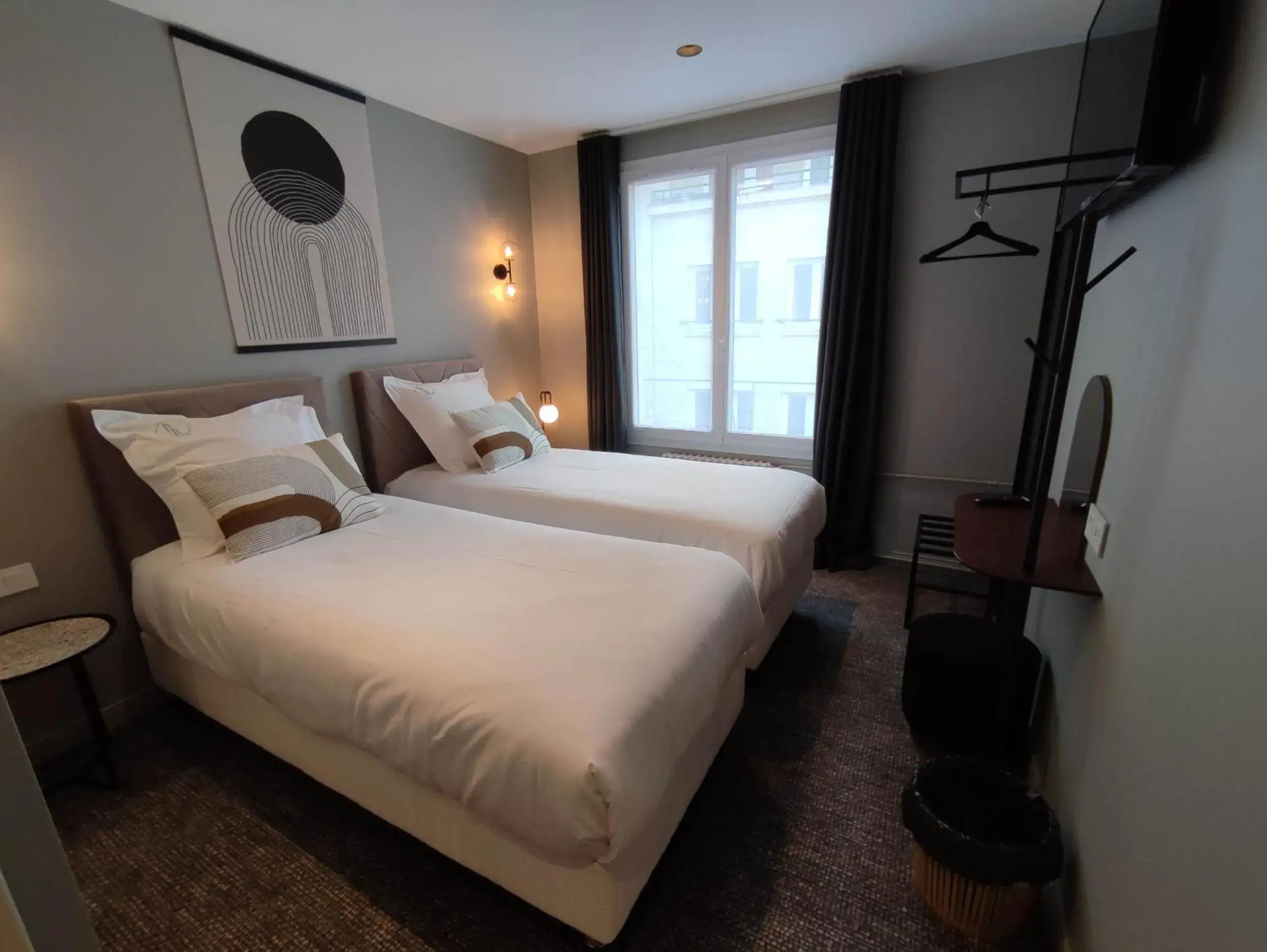 Twin Room in Hôtel Paulette Rouen Centre Cathédrale Twin Room in Hôtel Paulette Rouen Centre Cathédrale