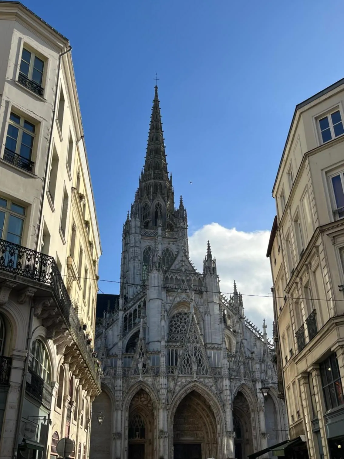 Nearby landmark in Hôtel Paulette Rouen Centre Cathédrale