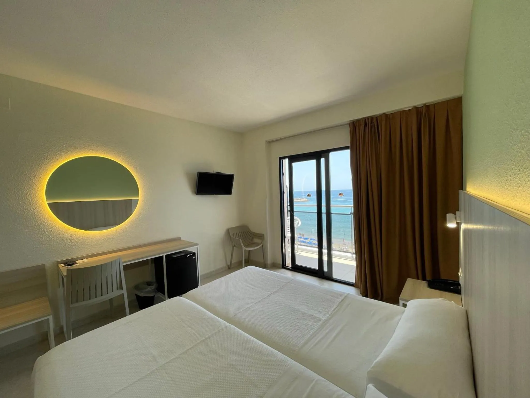 Bed in Hotel Marconi