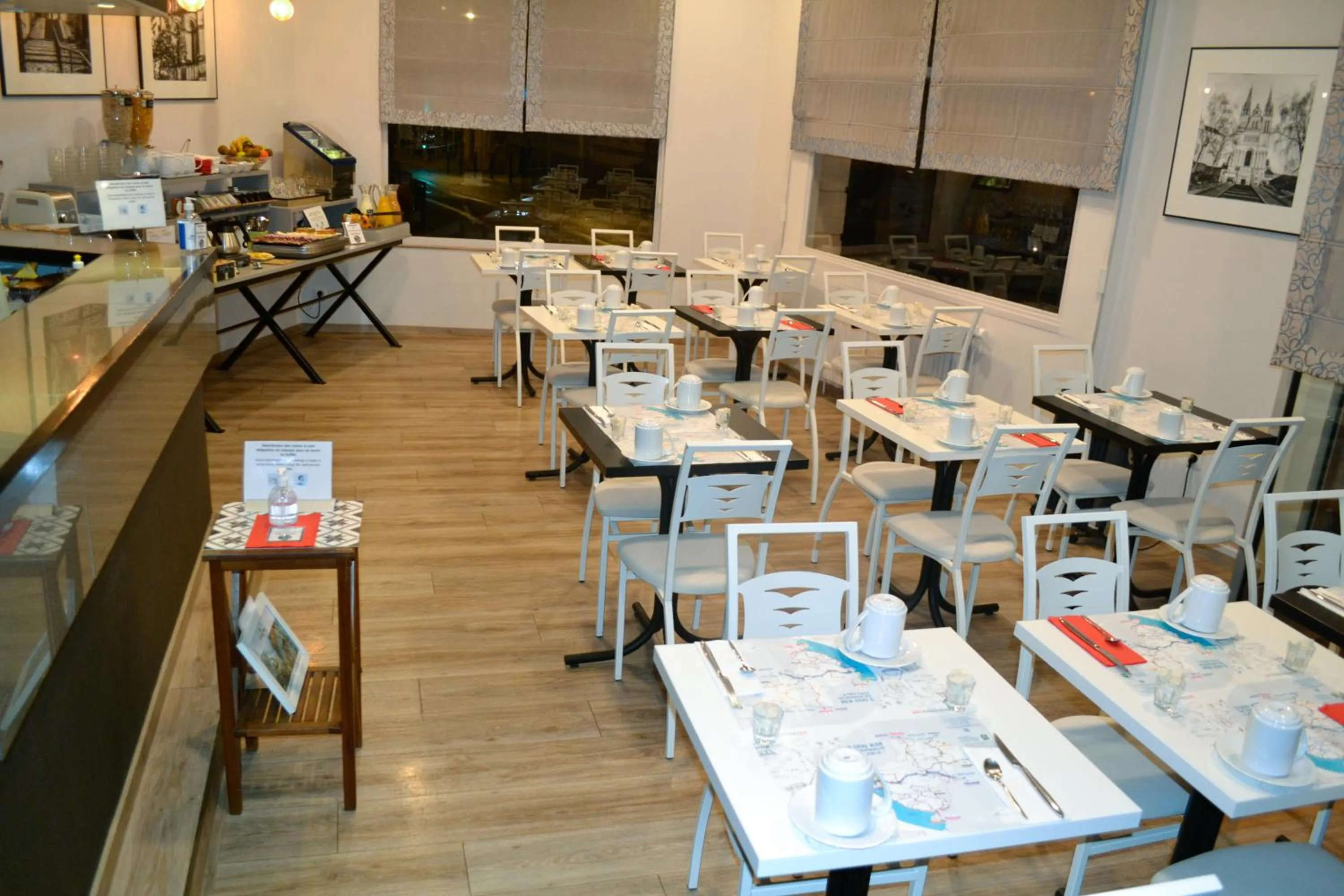 Breakfast in Hotel Continental