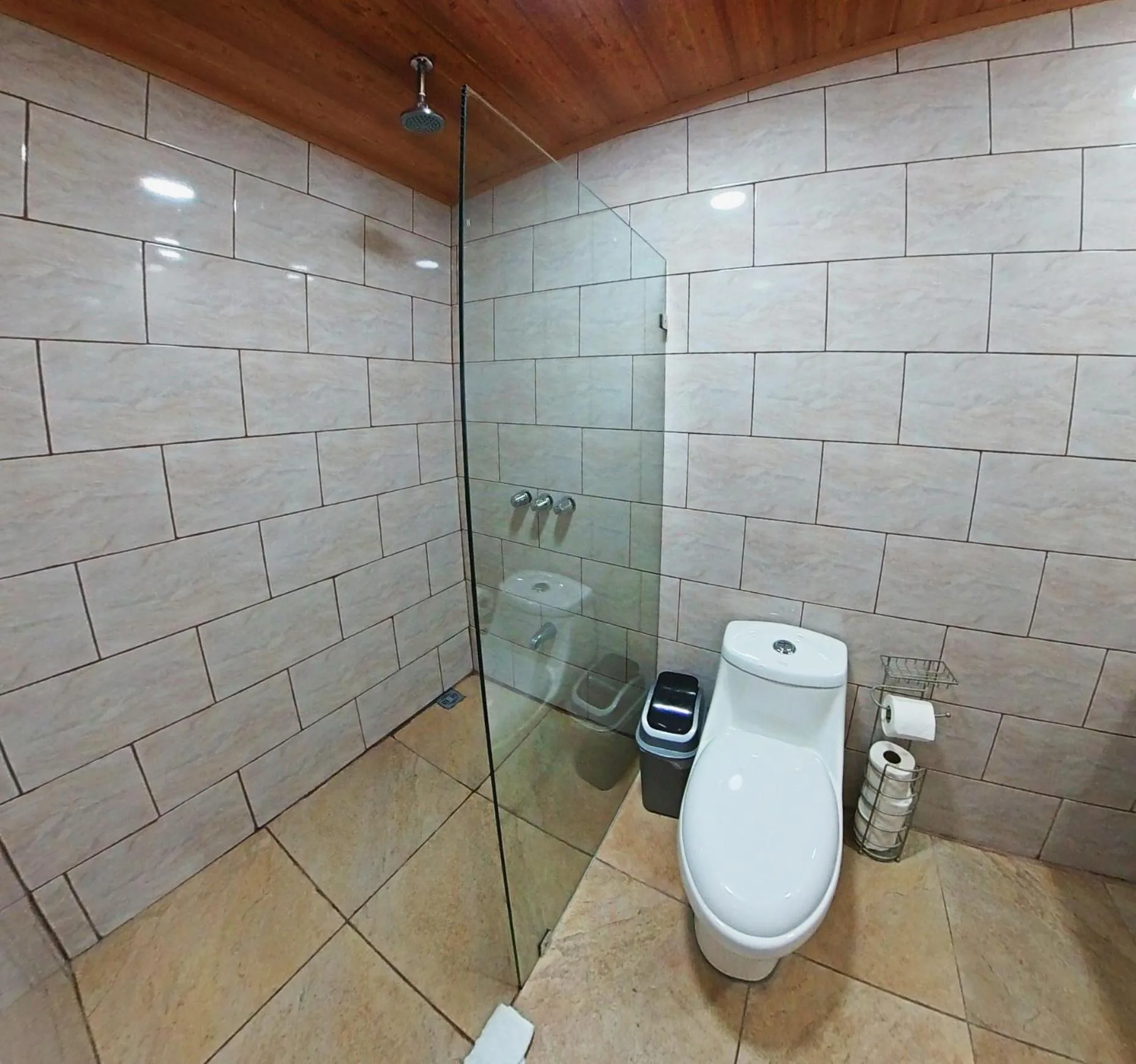 Bathroom in Casa Jungle Monteverde B&B