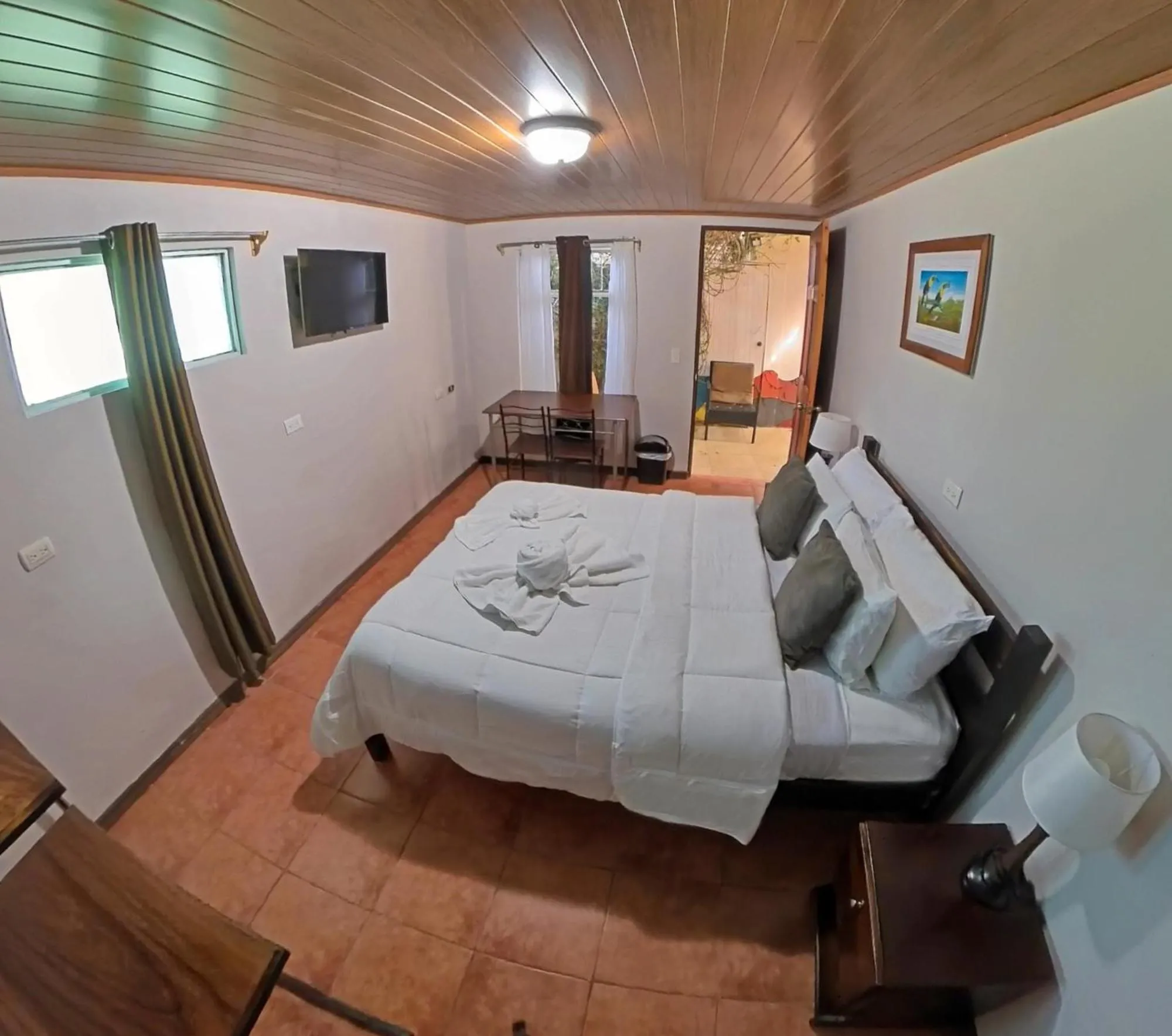 Bed in Casa Jungle Monteverde B&B