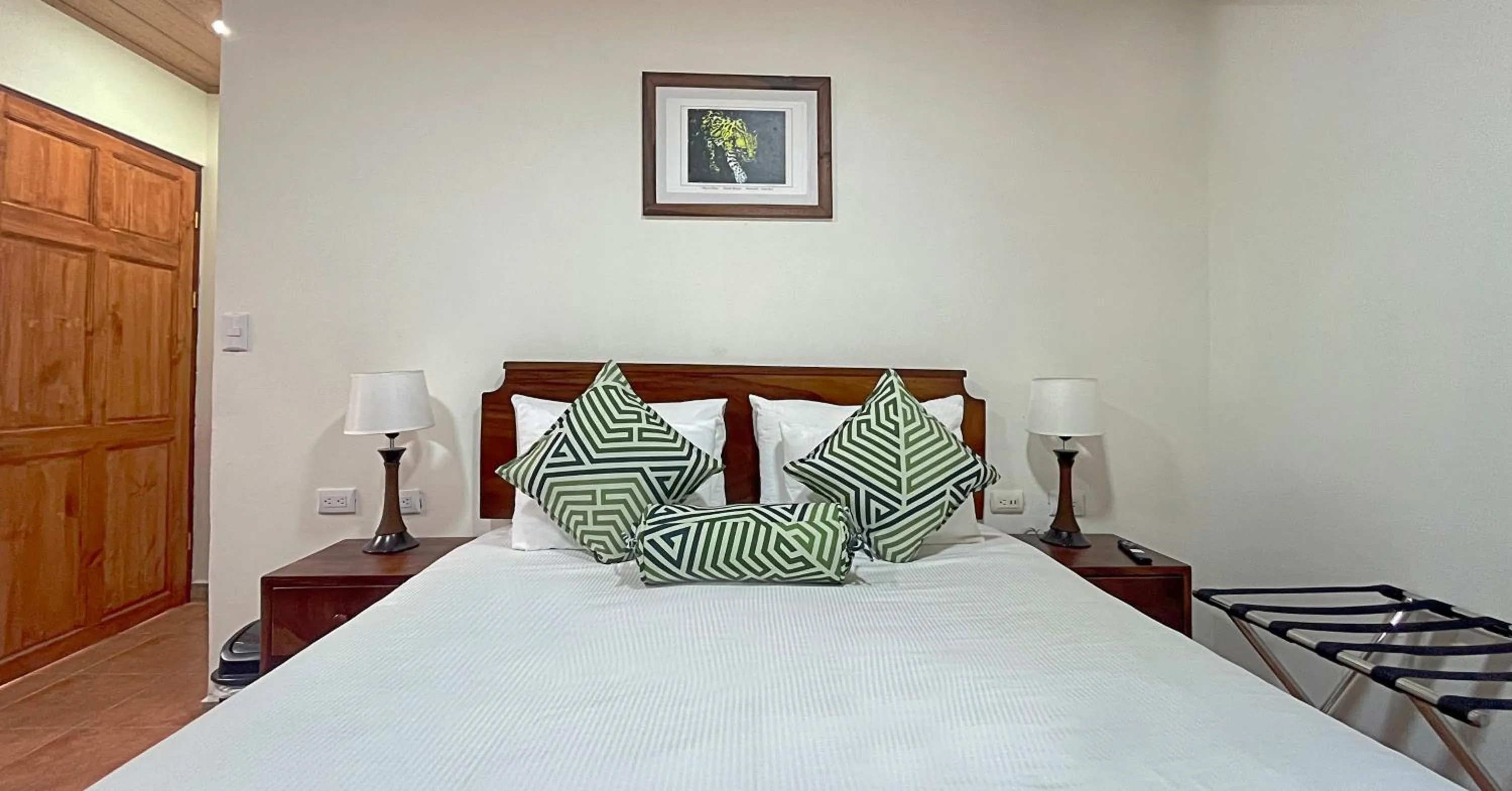 Bed in Casa Jungle Monteverde B&B