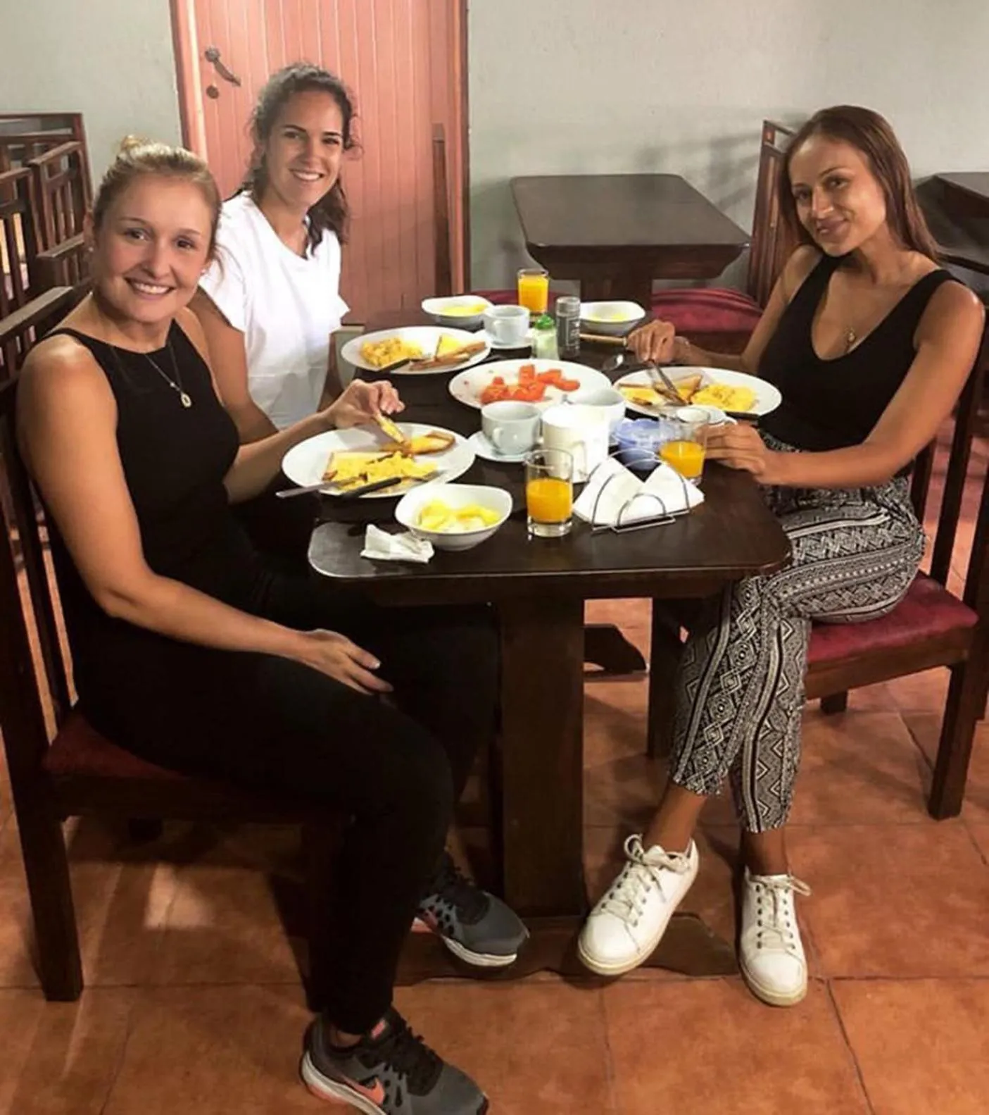 People in Casa Jungle Monteverde B&B