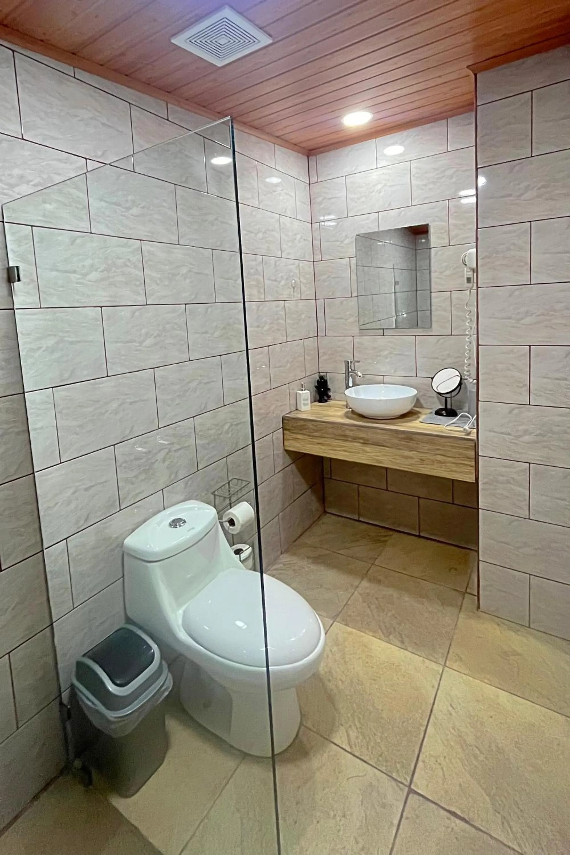 Bathroom in Casa Jungle Monteverde B&B