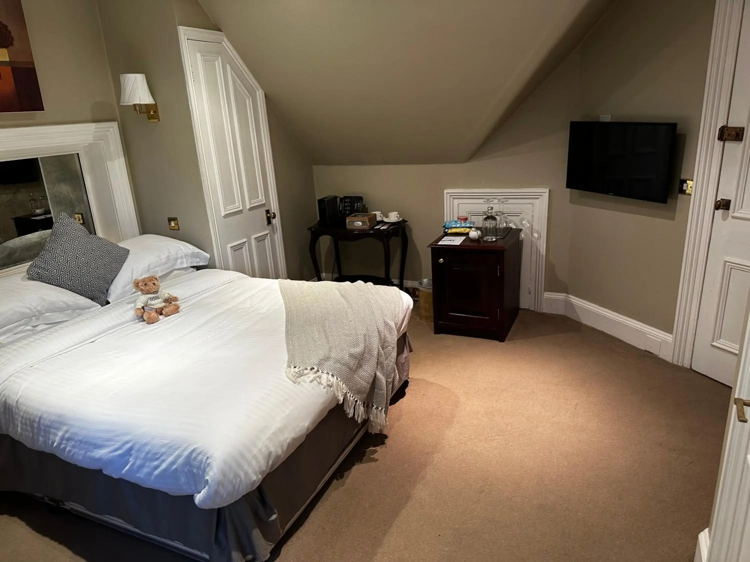 Bed in Chateau La Chaire Hotel Bed in Chateau La Chaire Hotel