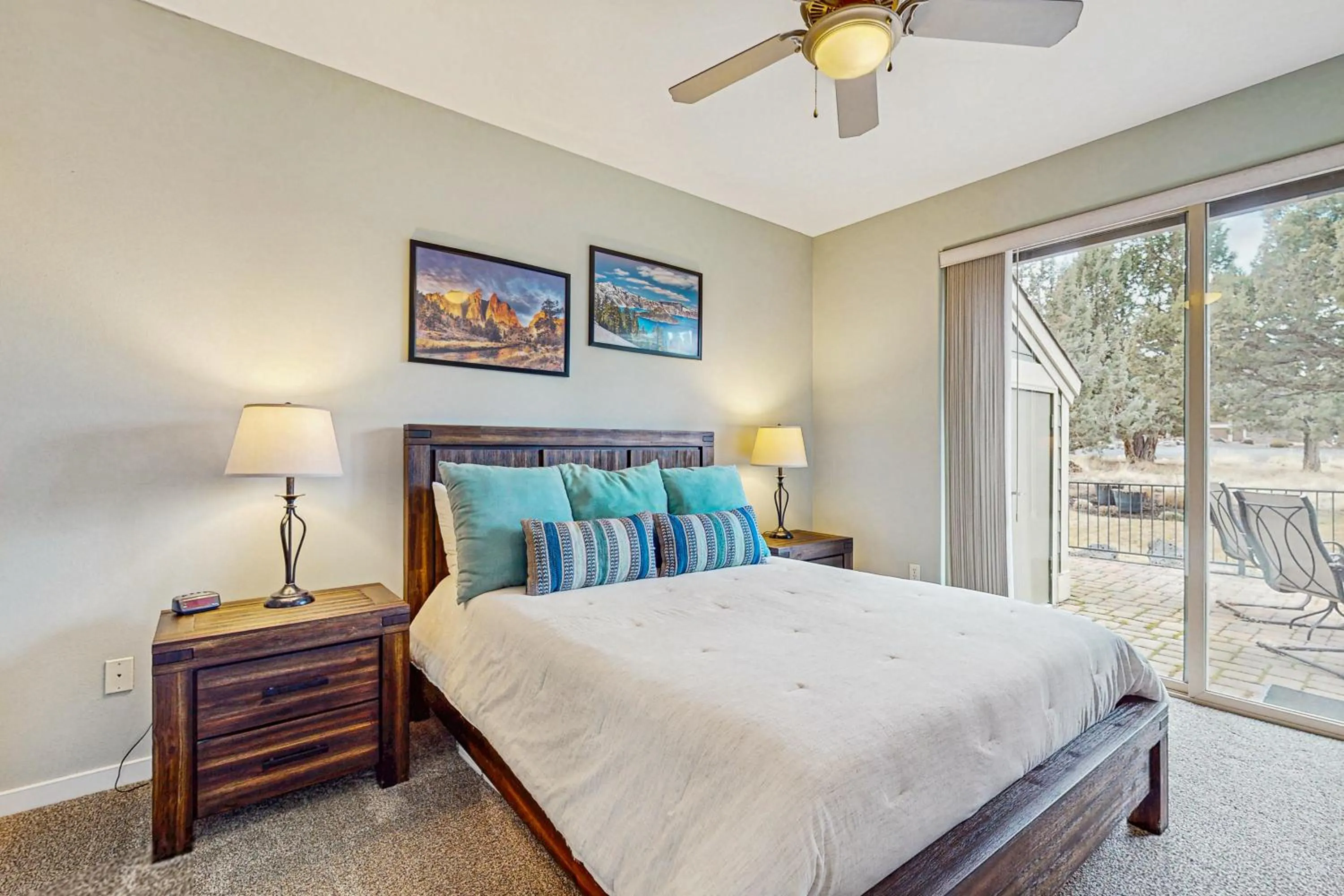 Bed in Eagle Crest Family Retreat