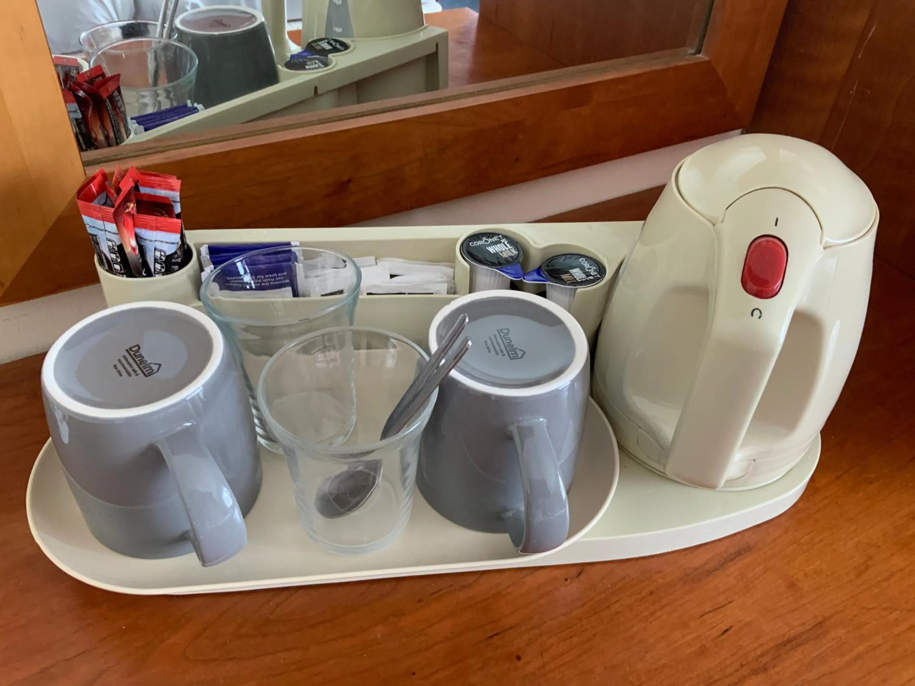 Coffee/tea facilities in Marina Metro Hotel