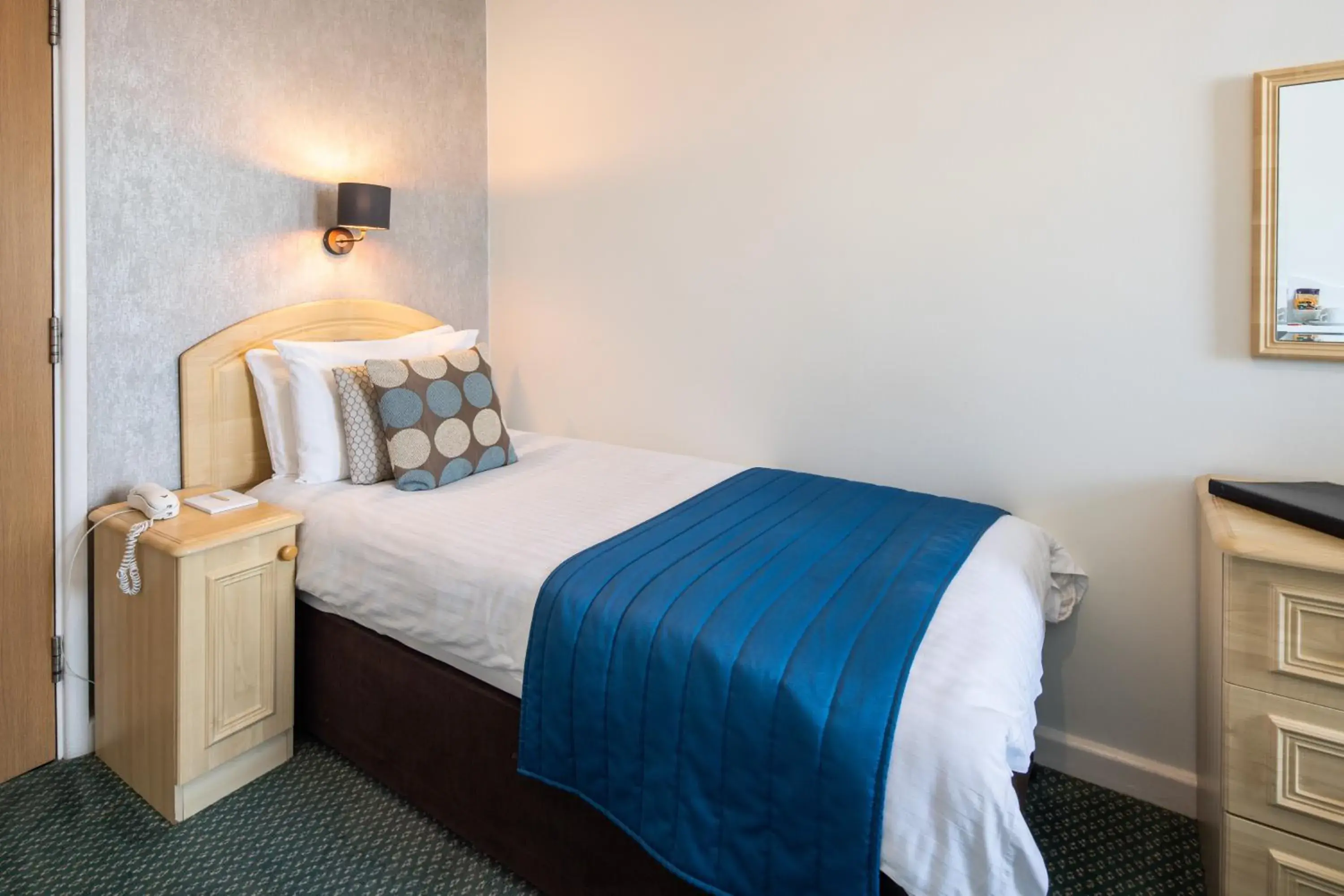 Bedroom, Bed in The Monterey Hotel - Sure Hotel Collection by Best Western Bedroom, Bed in The Monterey Hotel - Sure Hotel Collection by Best Western