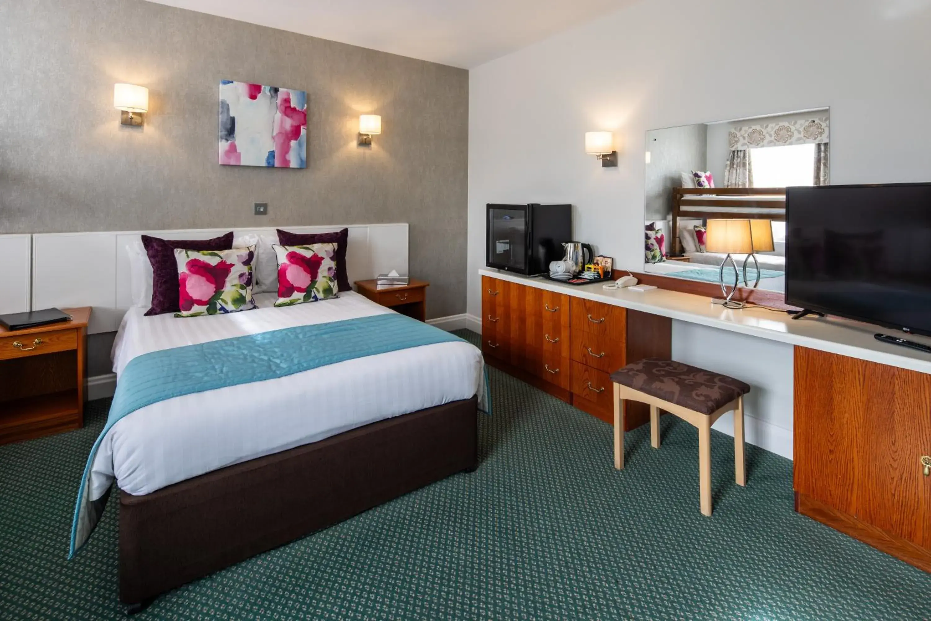 Bedroom, Bed in The Monterey Hotel - Sure Hotel Collection by Best Western Bedroom, Bed in The Monterey Hotel - Sure Hotel Collection by Best Western