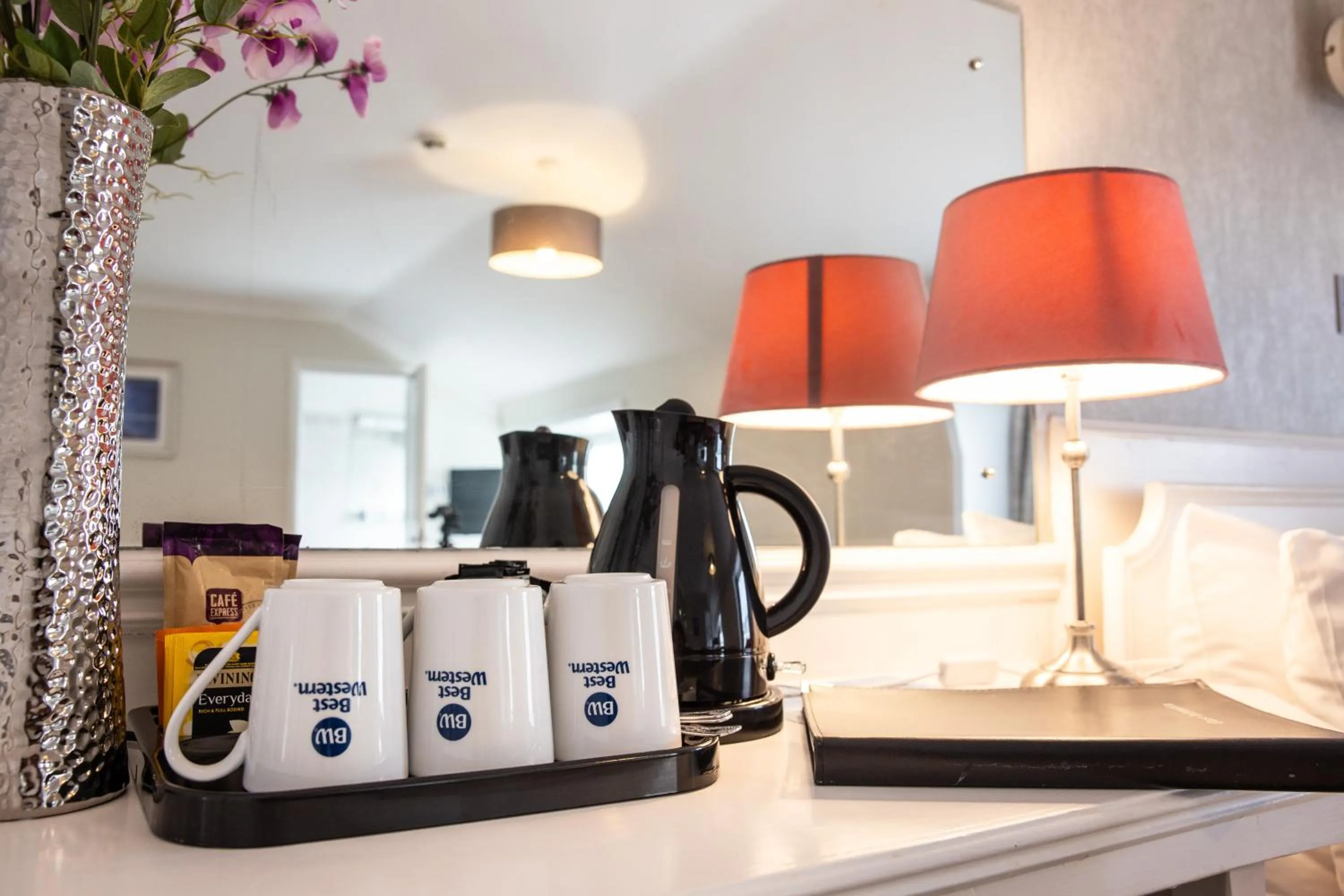 Coffee/tea facilities in The Monterey Hotel - Sure Hotel Collection by Best Western