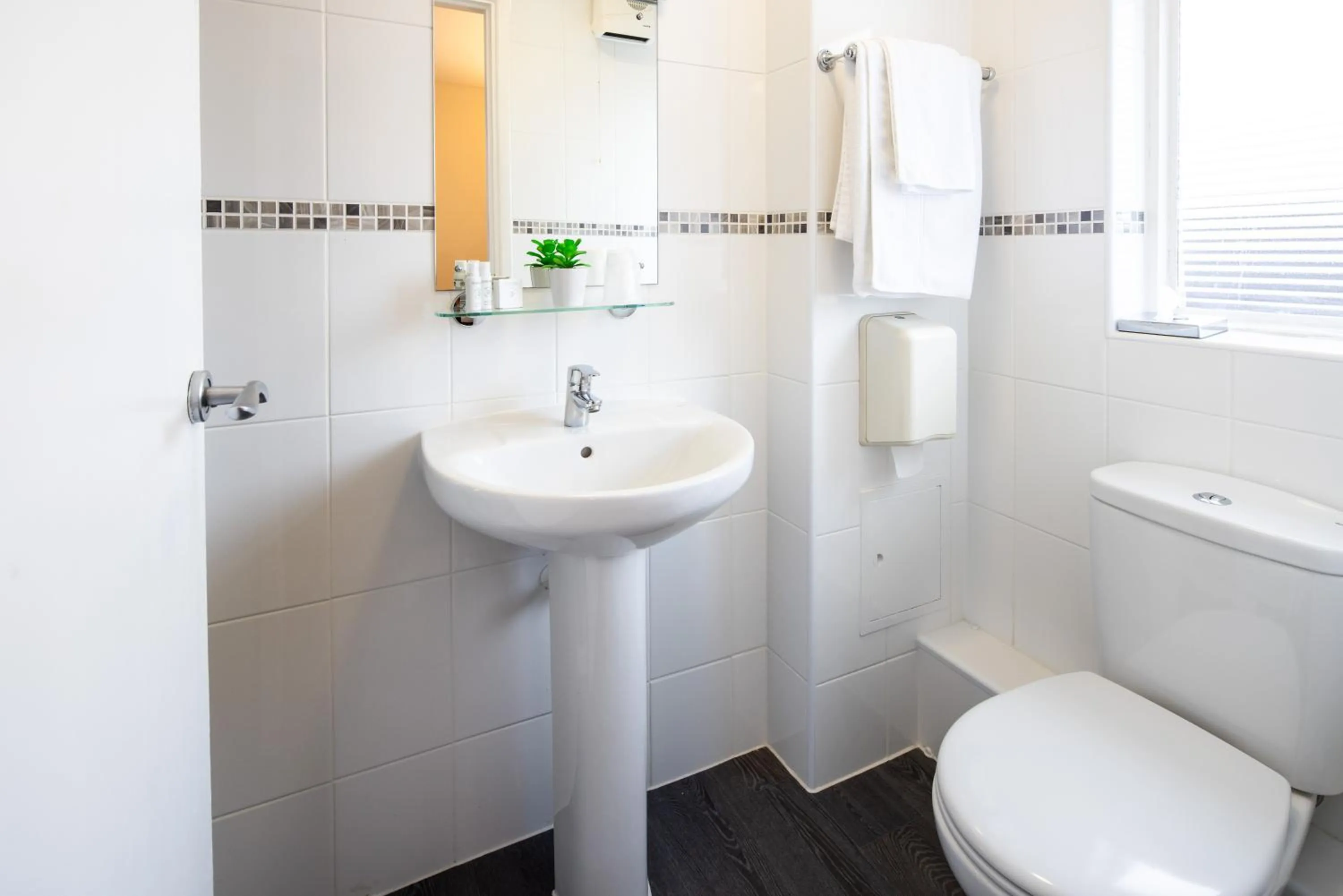 The Norfolk Lodge Hotel