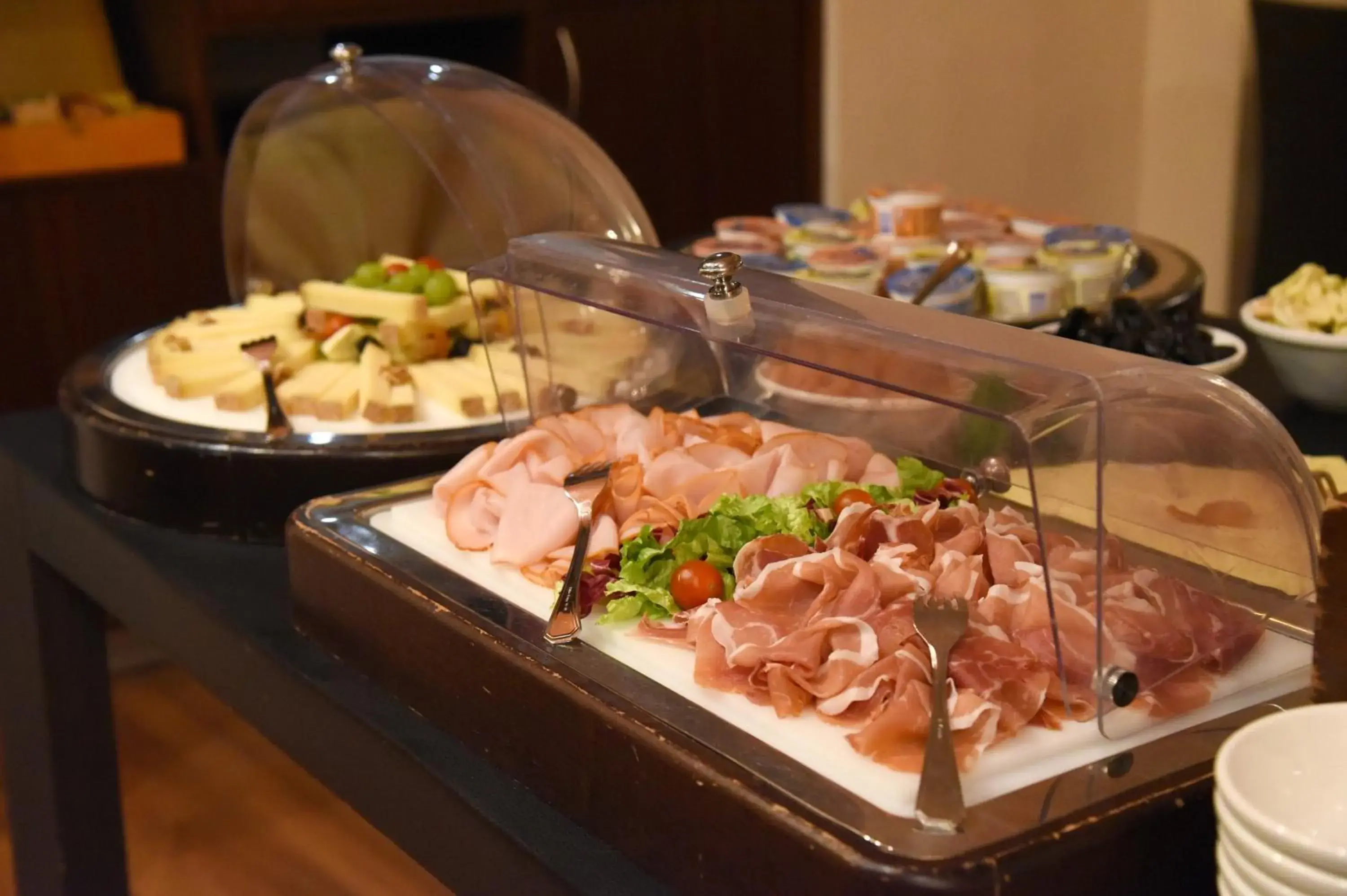 Buffet breakfast in Hotel International & Terminus Buffet breakfast in Hotel International & Terminus