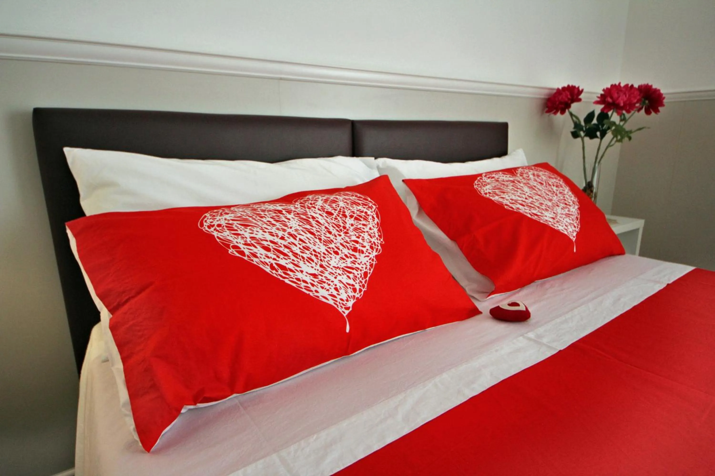 Bedroom, Bed in Principe