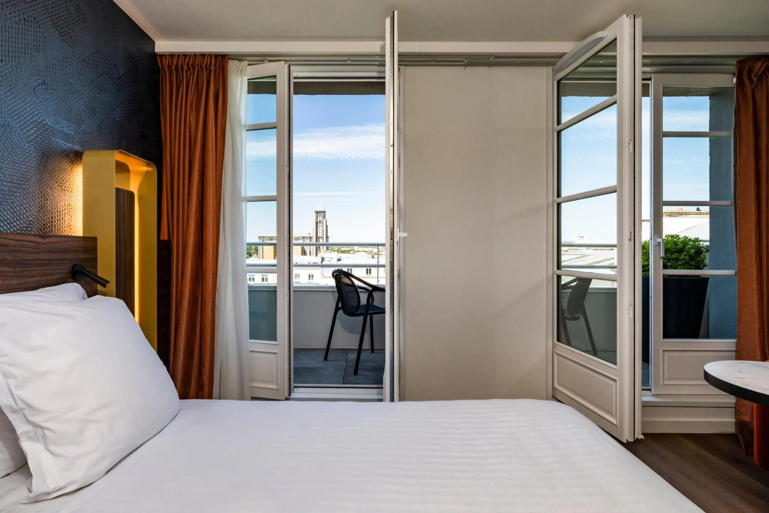 Bedroom, Bed in Hôtel & Spa Oceania Le Conti Bedroom, Bed in Hôtel & Spa Oceania Le Conti