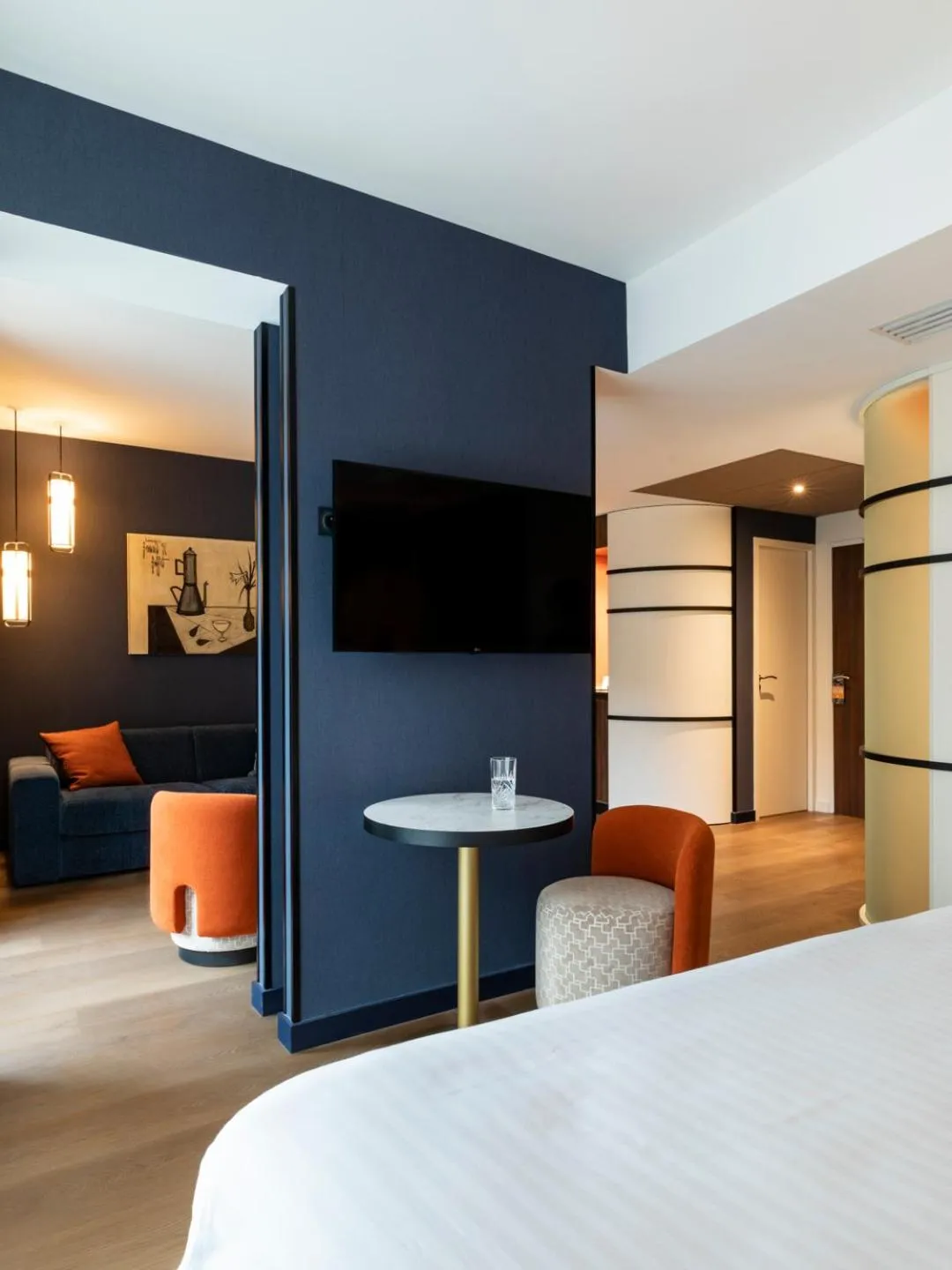 Bedroom, Bed in Hôtel & Spa Oceania Le Conti