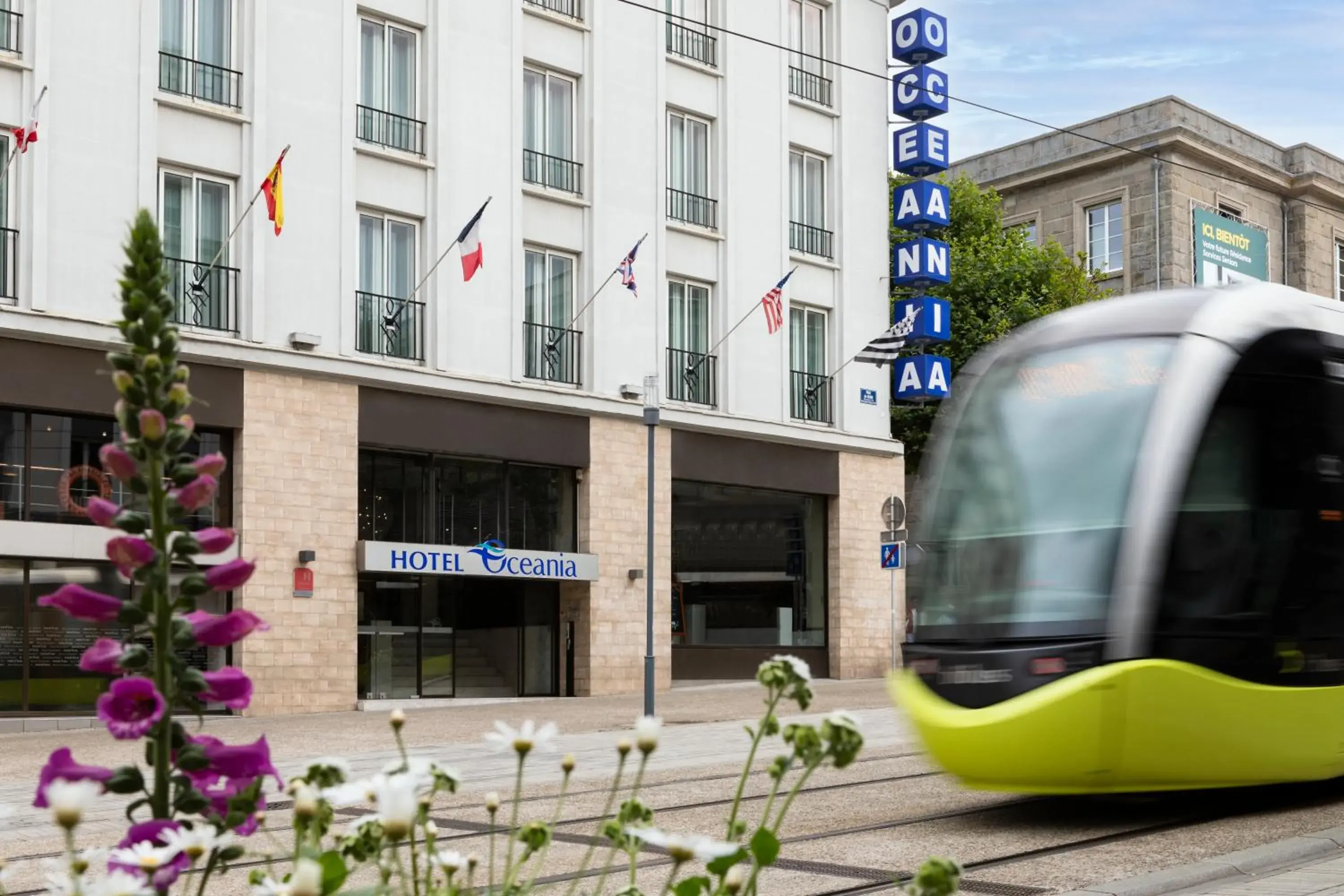 Facade/entrance in Hôtel Oceania Brest Facade/entrance in Hôtel Oceania Brest