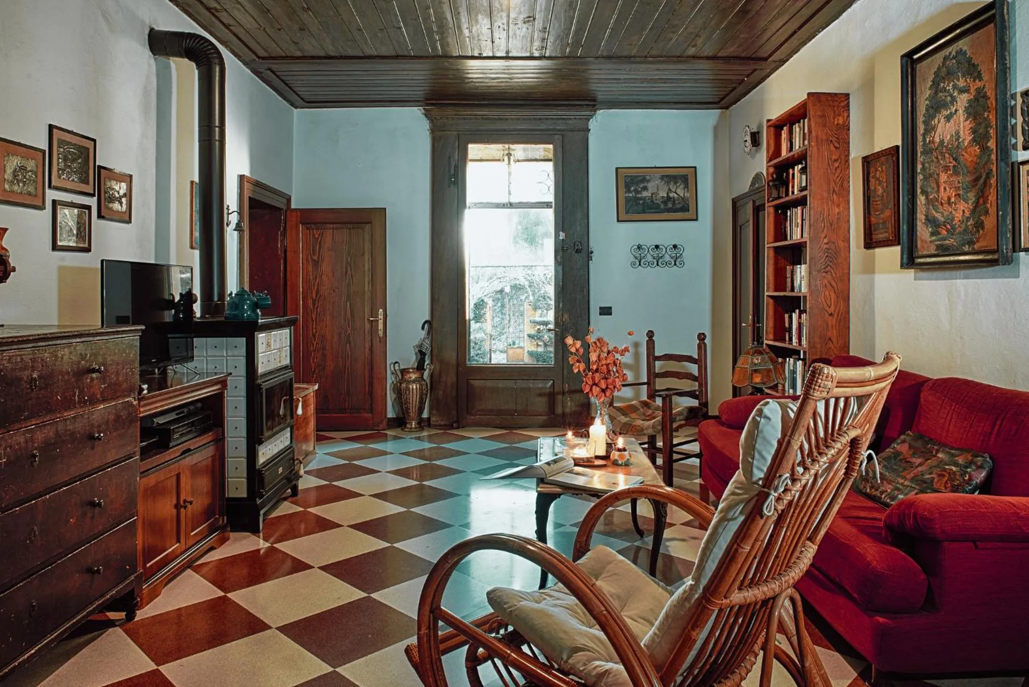 Communal lounge/ TV room in B&B da Miriam