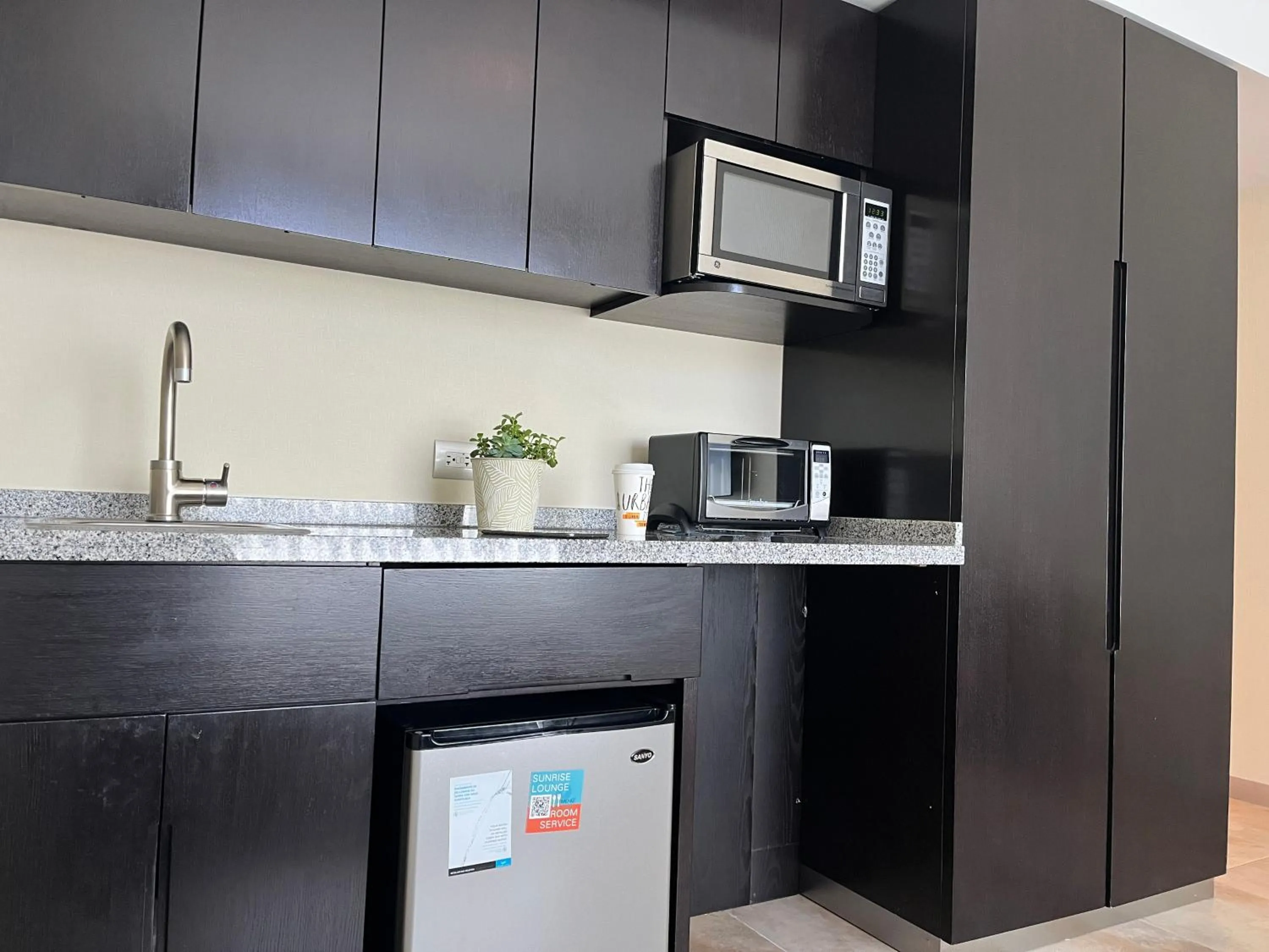 minibar in Stadia Suites Mexico City Santa Fe