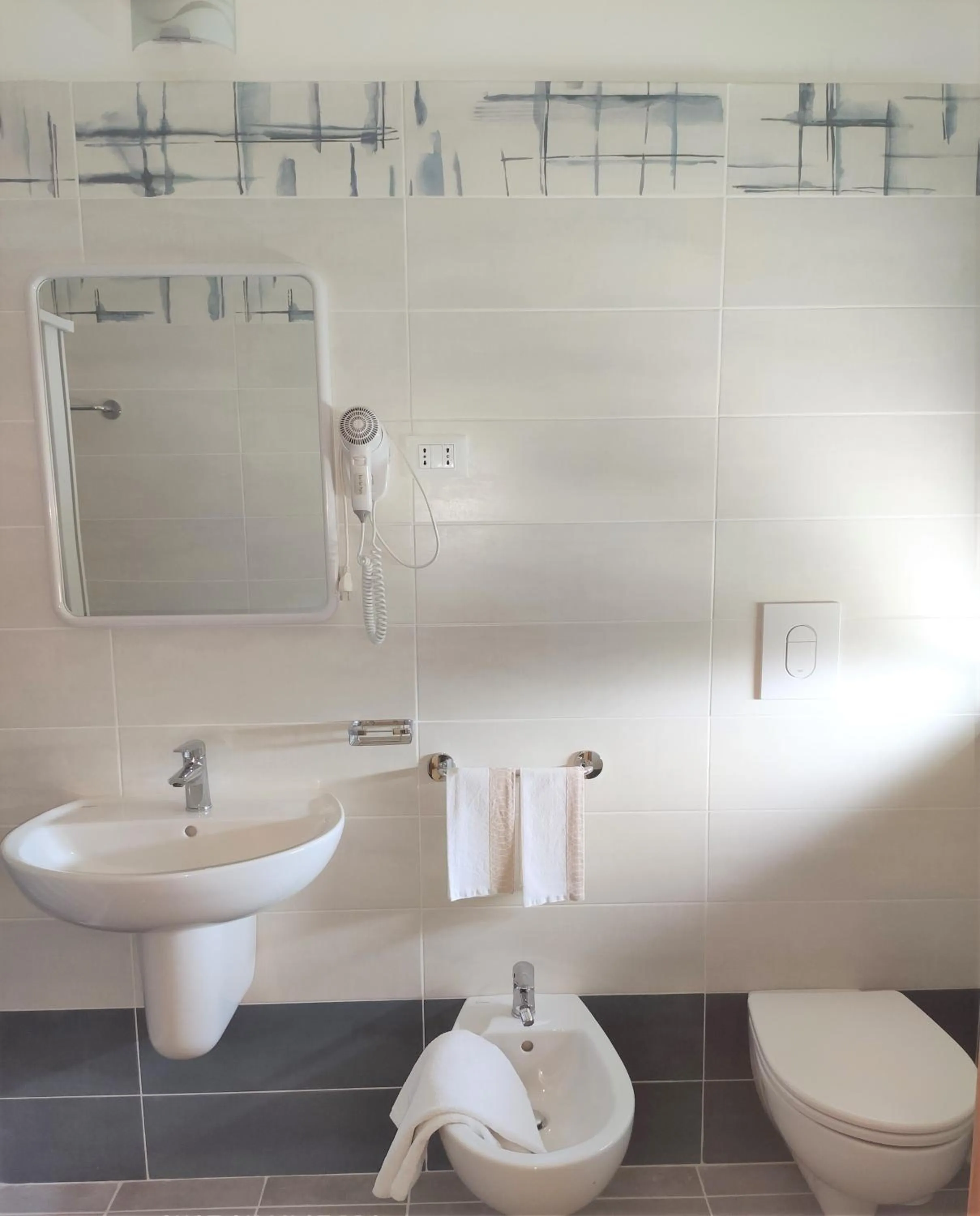 Toilet in Hotel Ponte