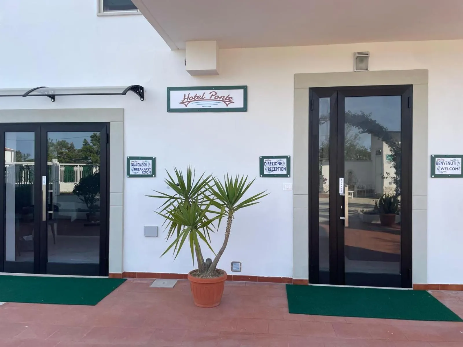 Facade/entrance in Hotel Ponte