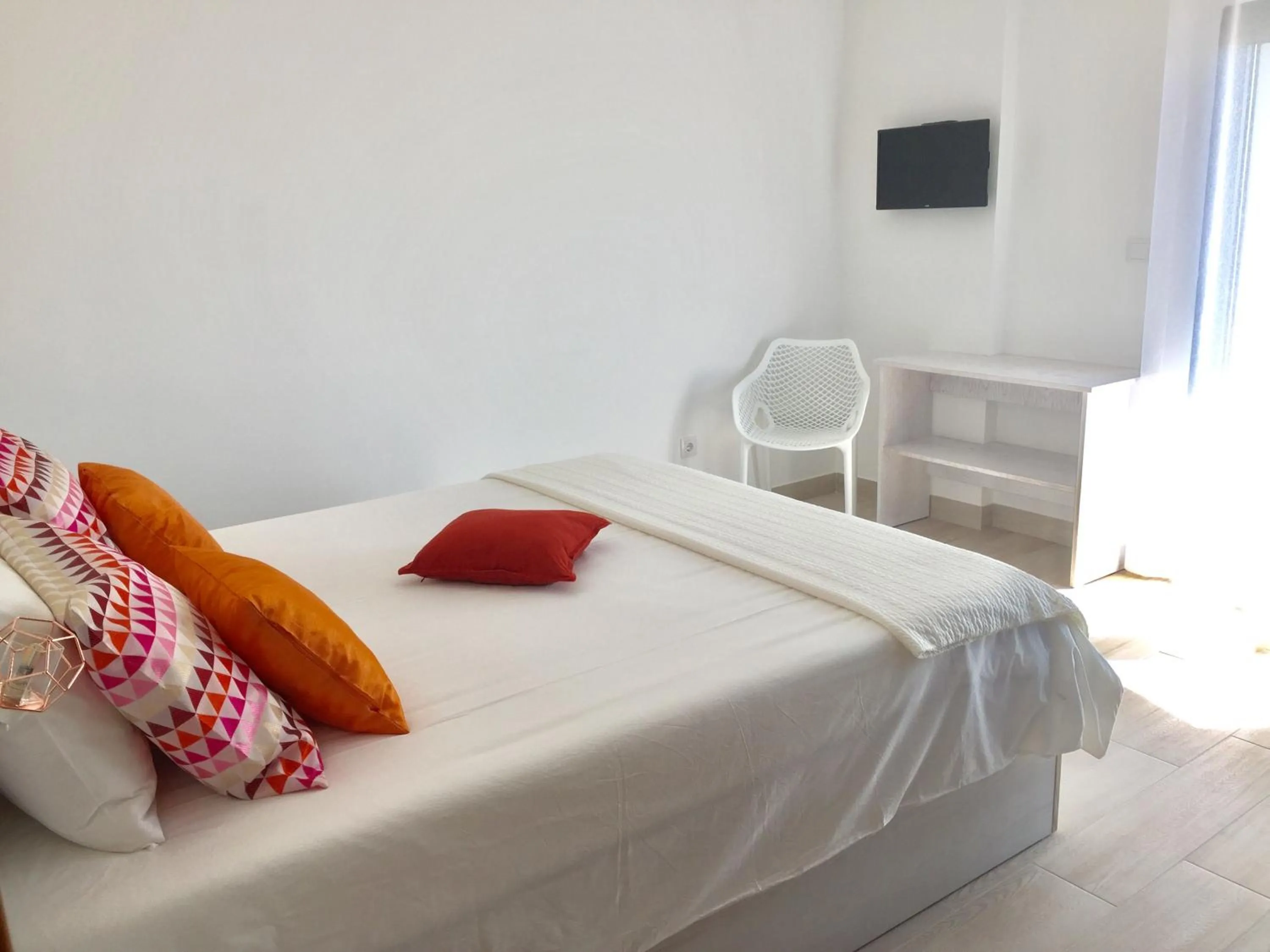 Photo of the whole room in Gabana Baleal Beach