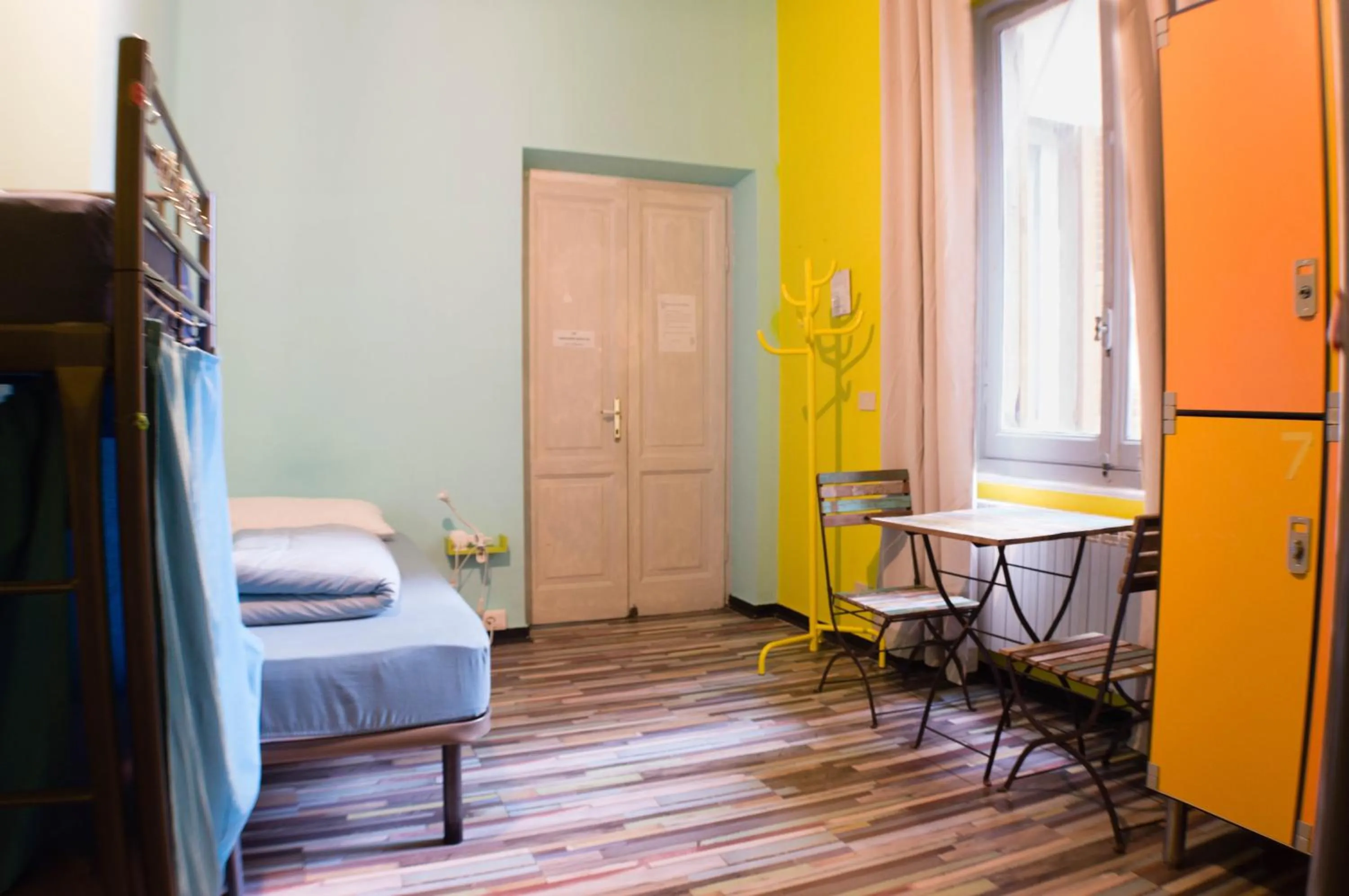 Home Genoa Hostel