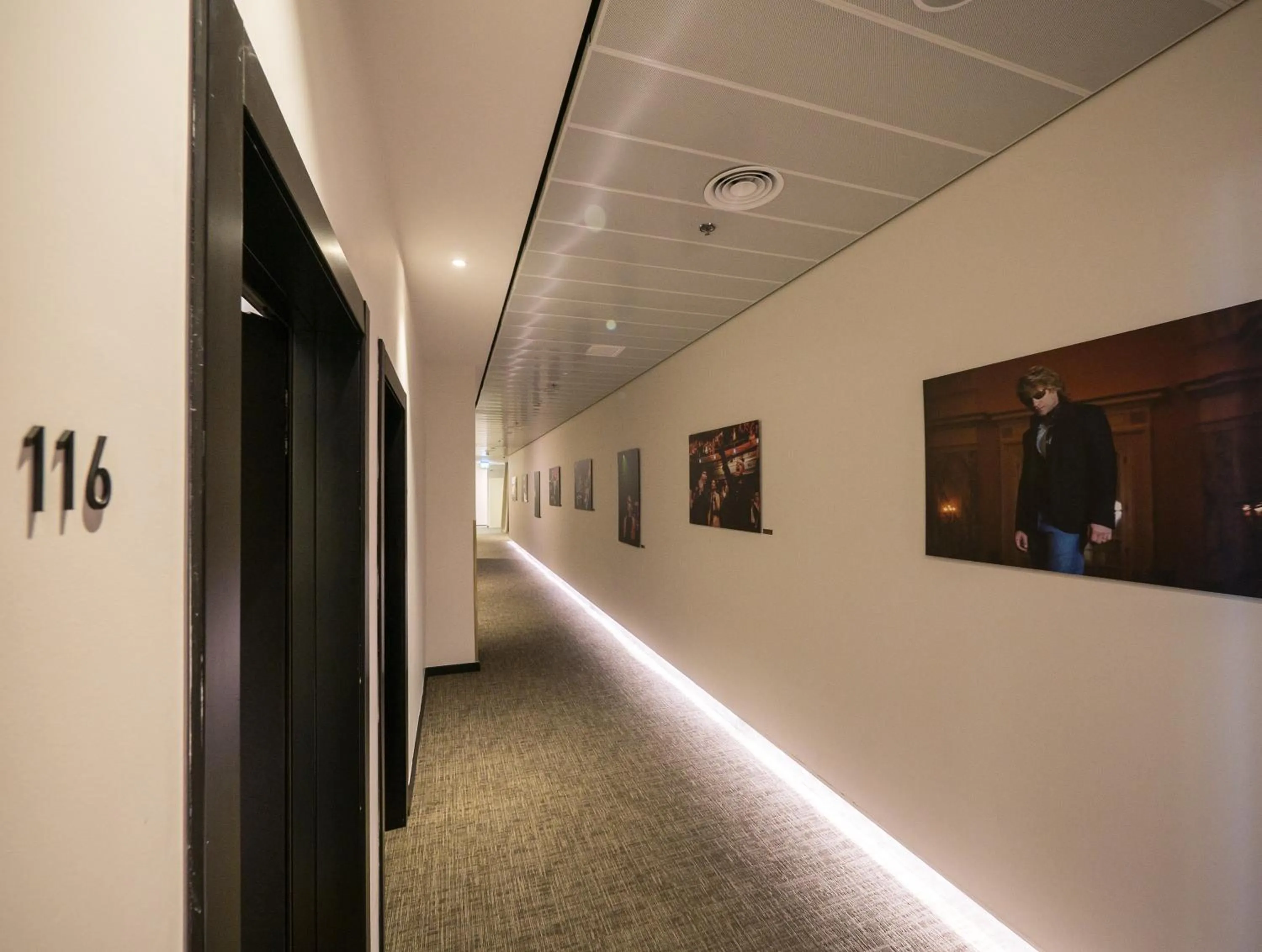 Area and facilities in La Cappella Business Boutique Hotel