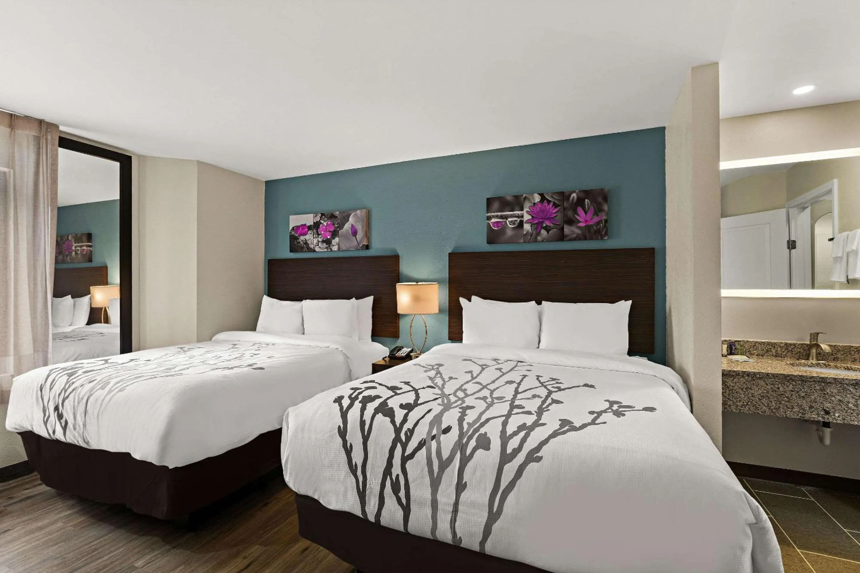 Bedroom, Bed in Sleep Inn