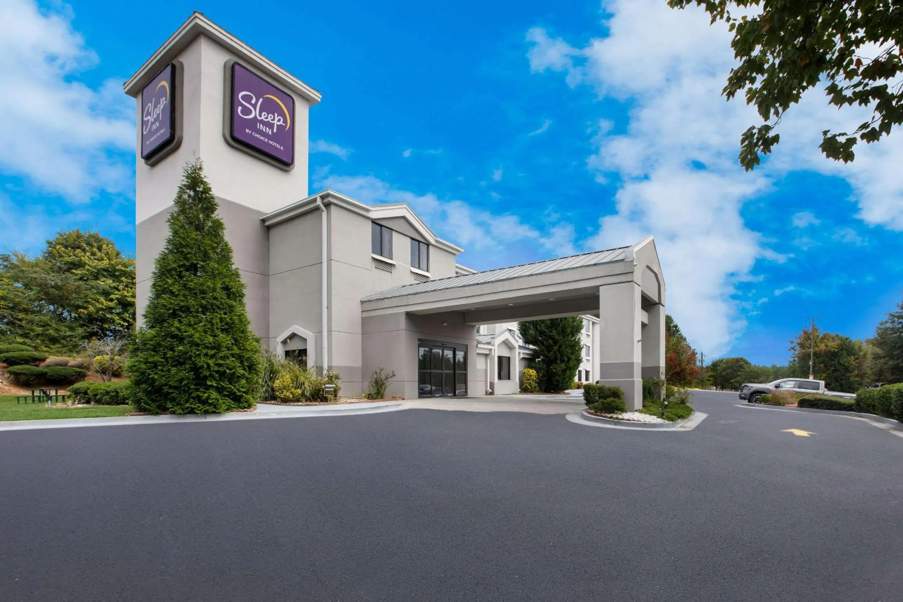 Property building in Sleep Inn