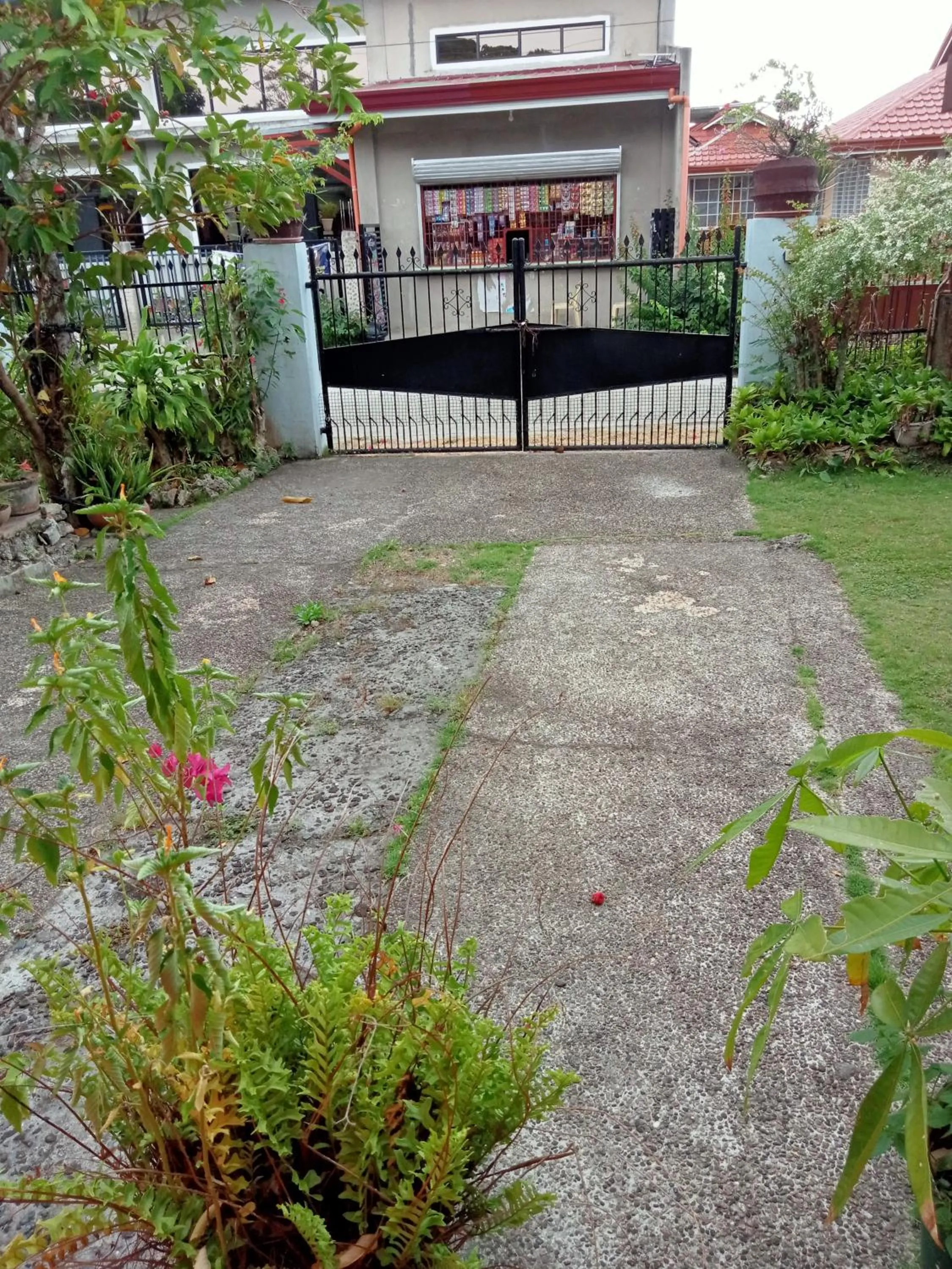 Parking in Villa 301 B&B