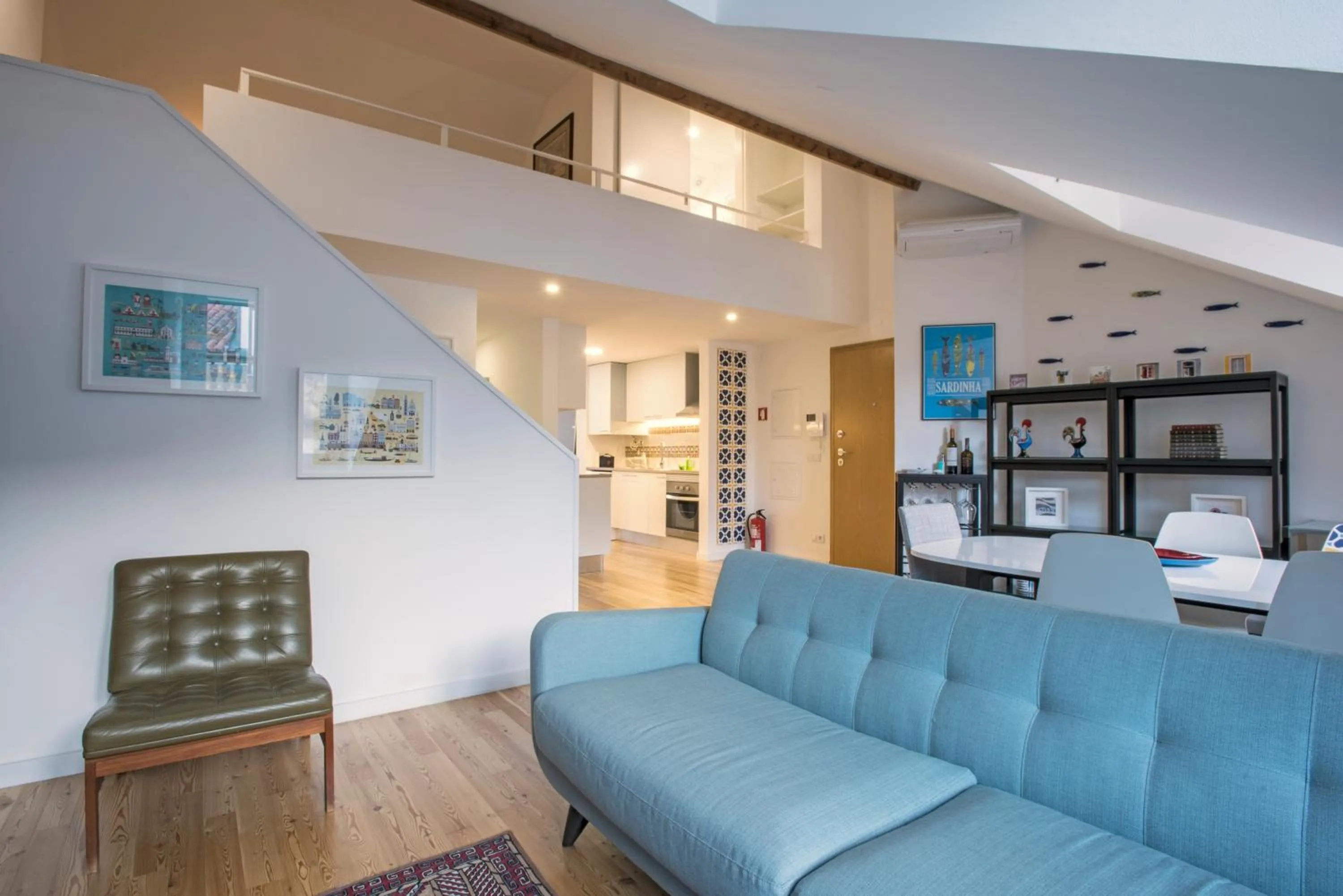 TV and multimedia in Downtown Boutique Duplex