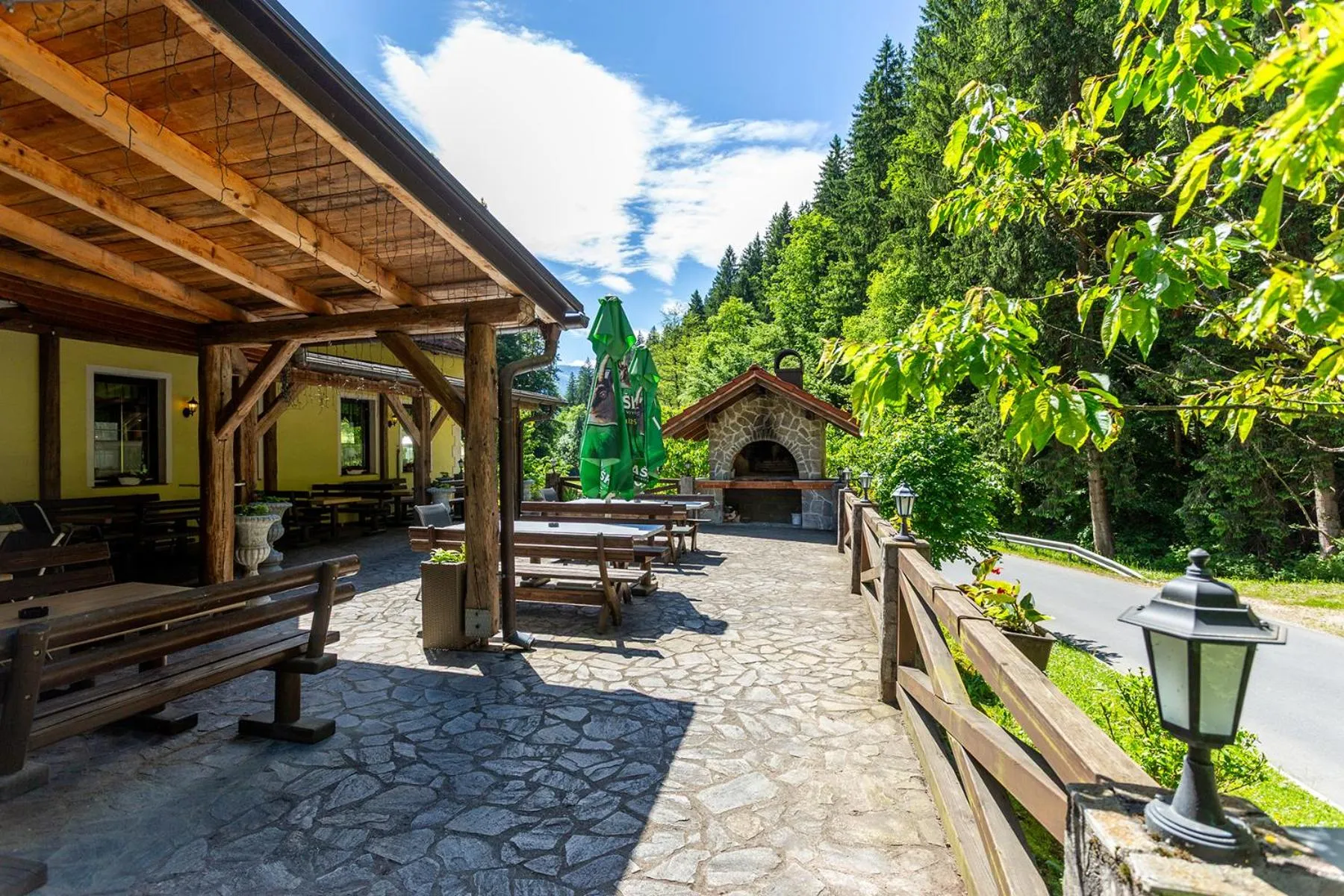 Patio in Guest House Hober