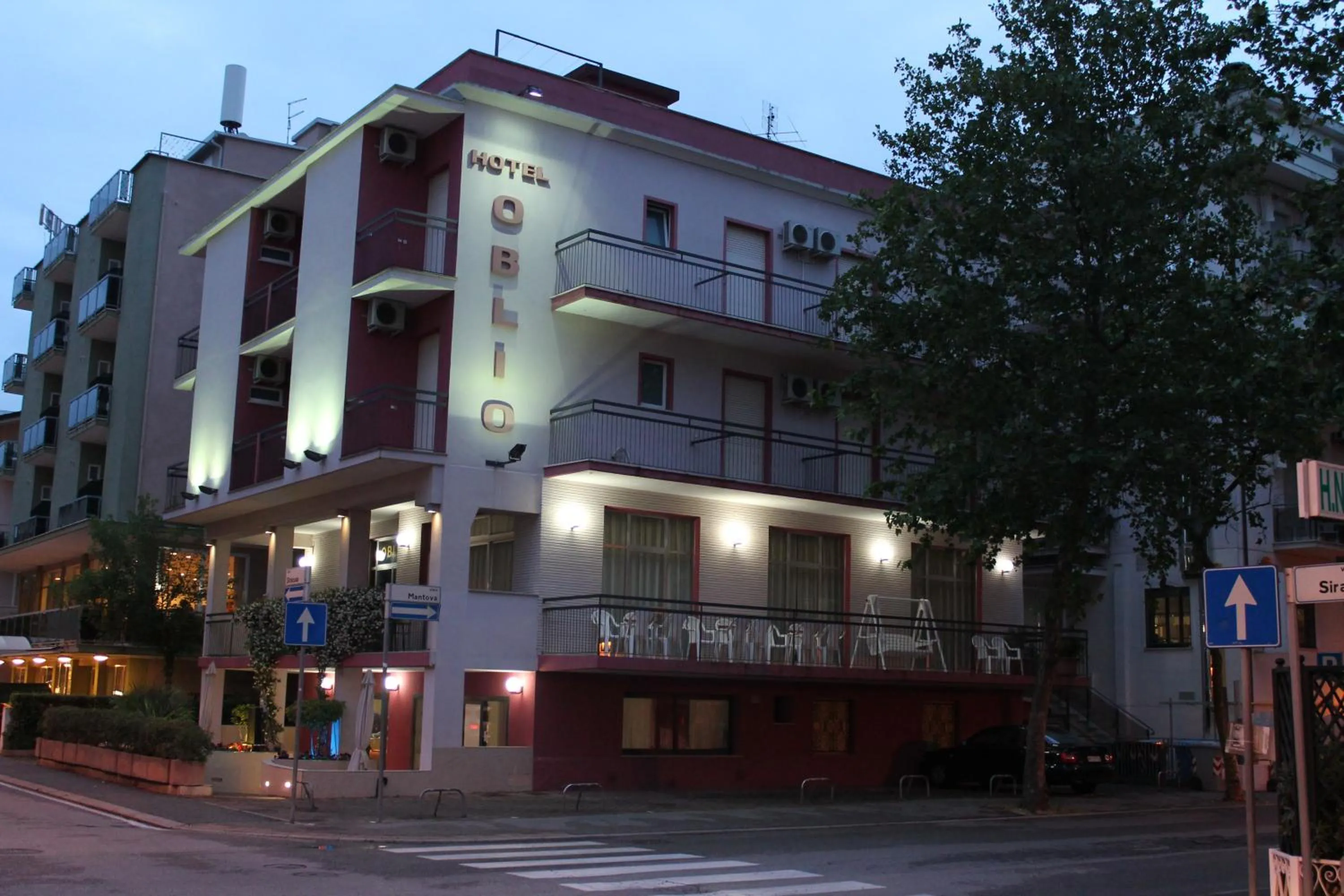 Property building in Hotel Oblio