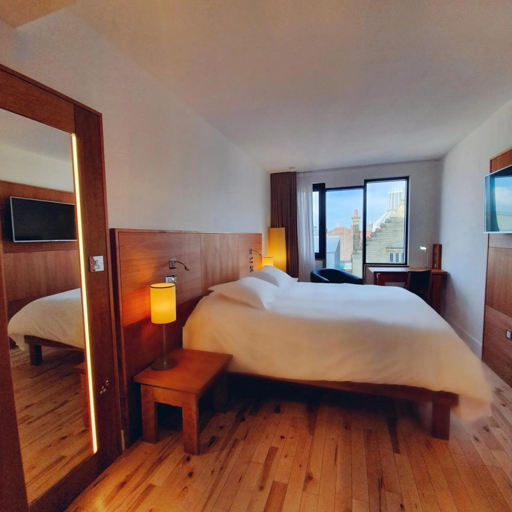 Bedroom, Bed in Hope Street Hotel