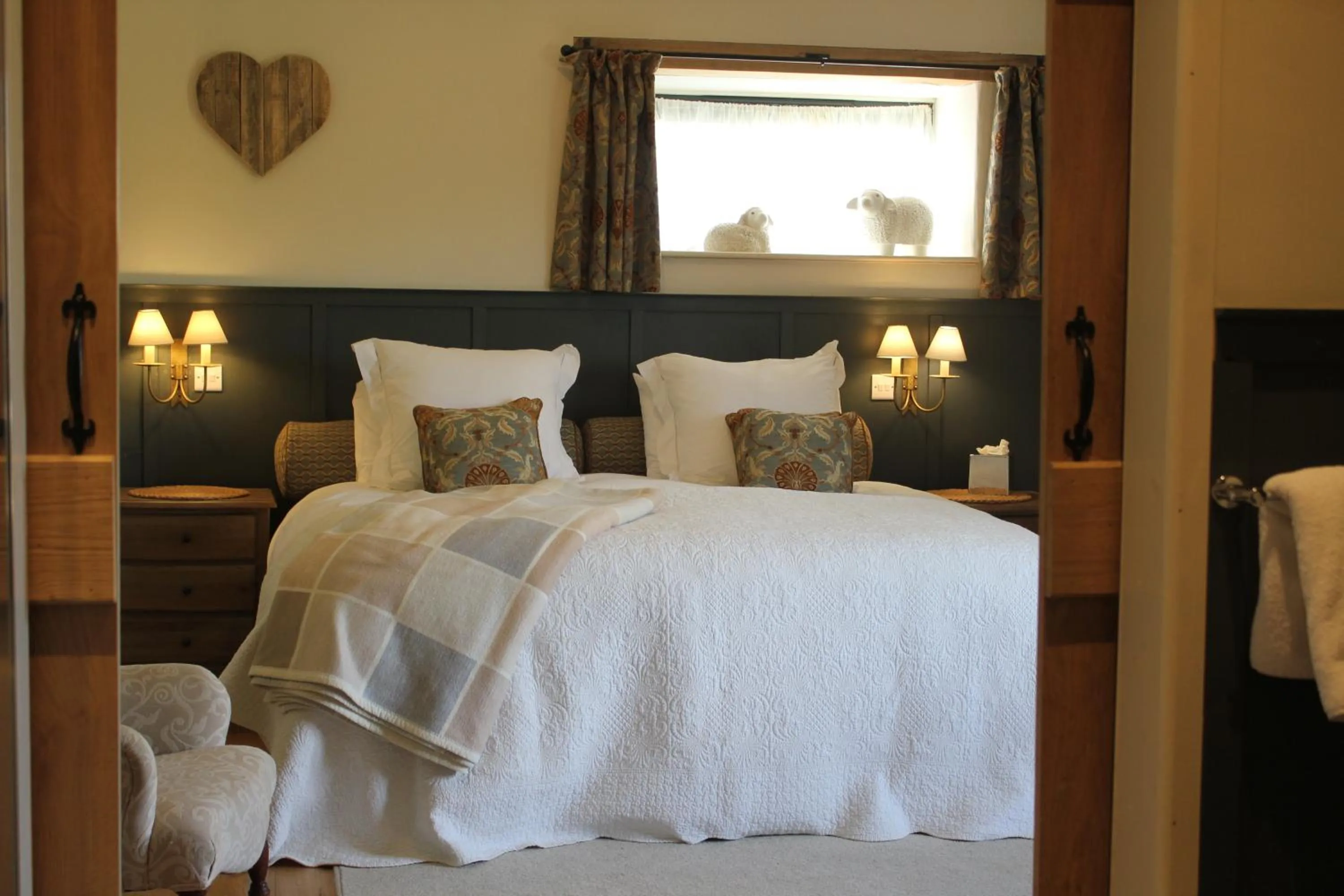 Bed in West Knole House Somerset