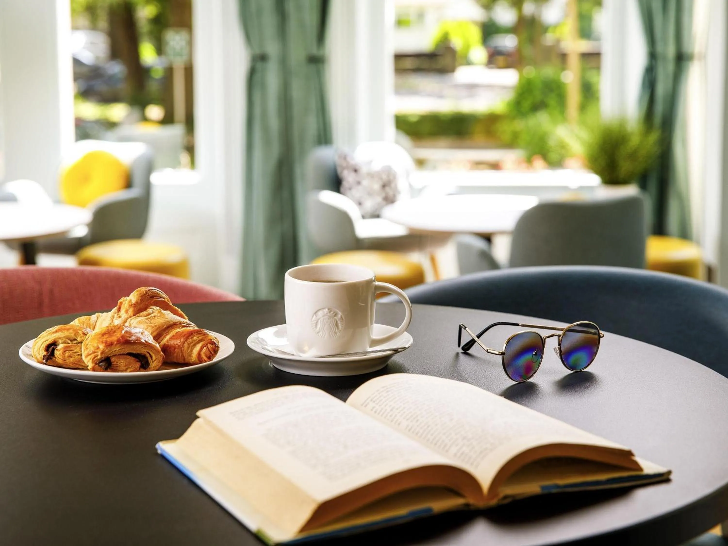 Breakfast in ibis Styles Bournemouth