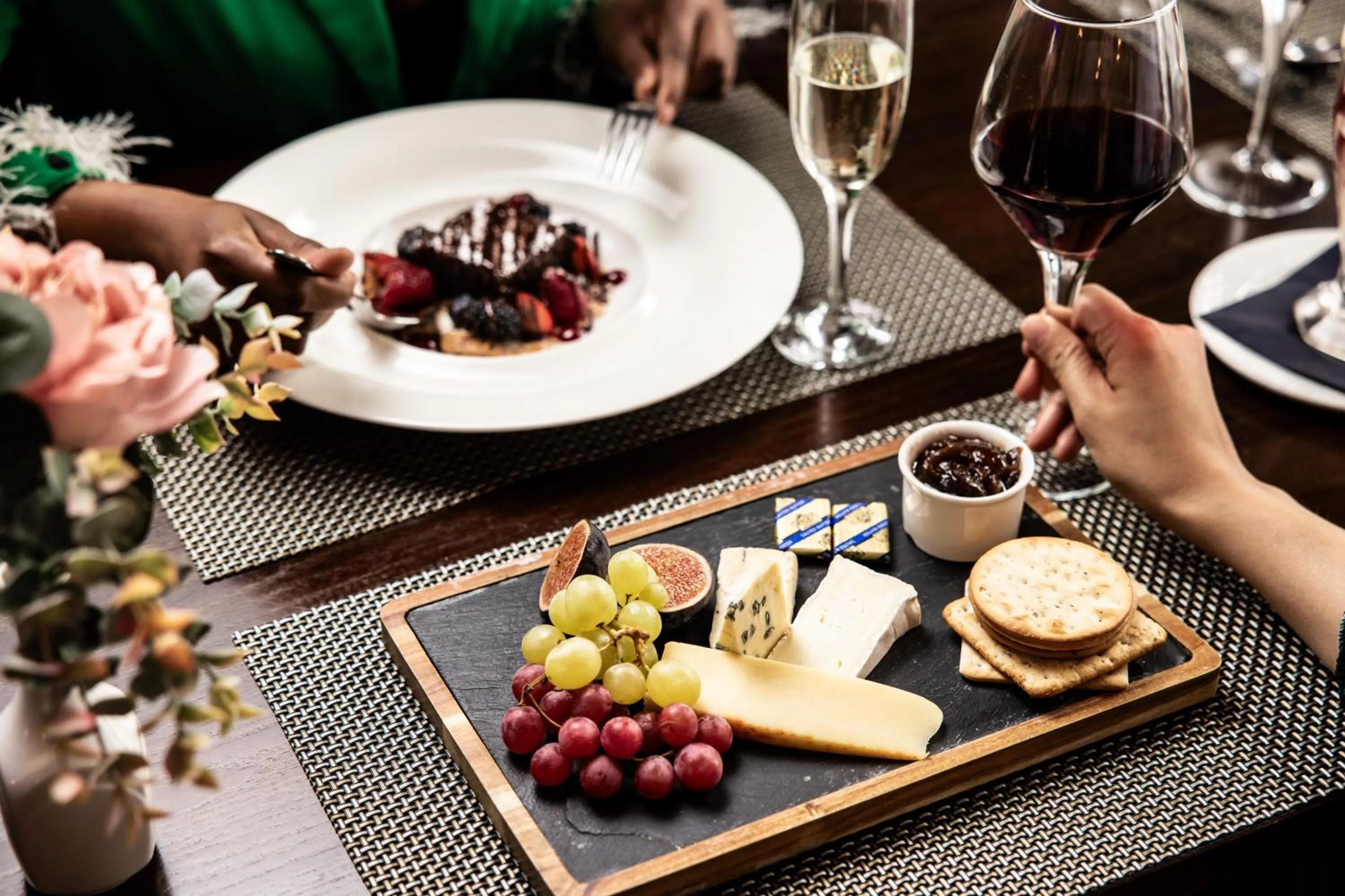 Restaurant/places to eat in Best Western Royal Hotel