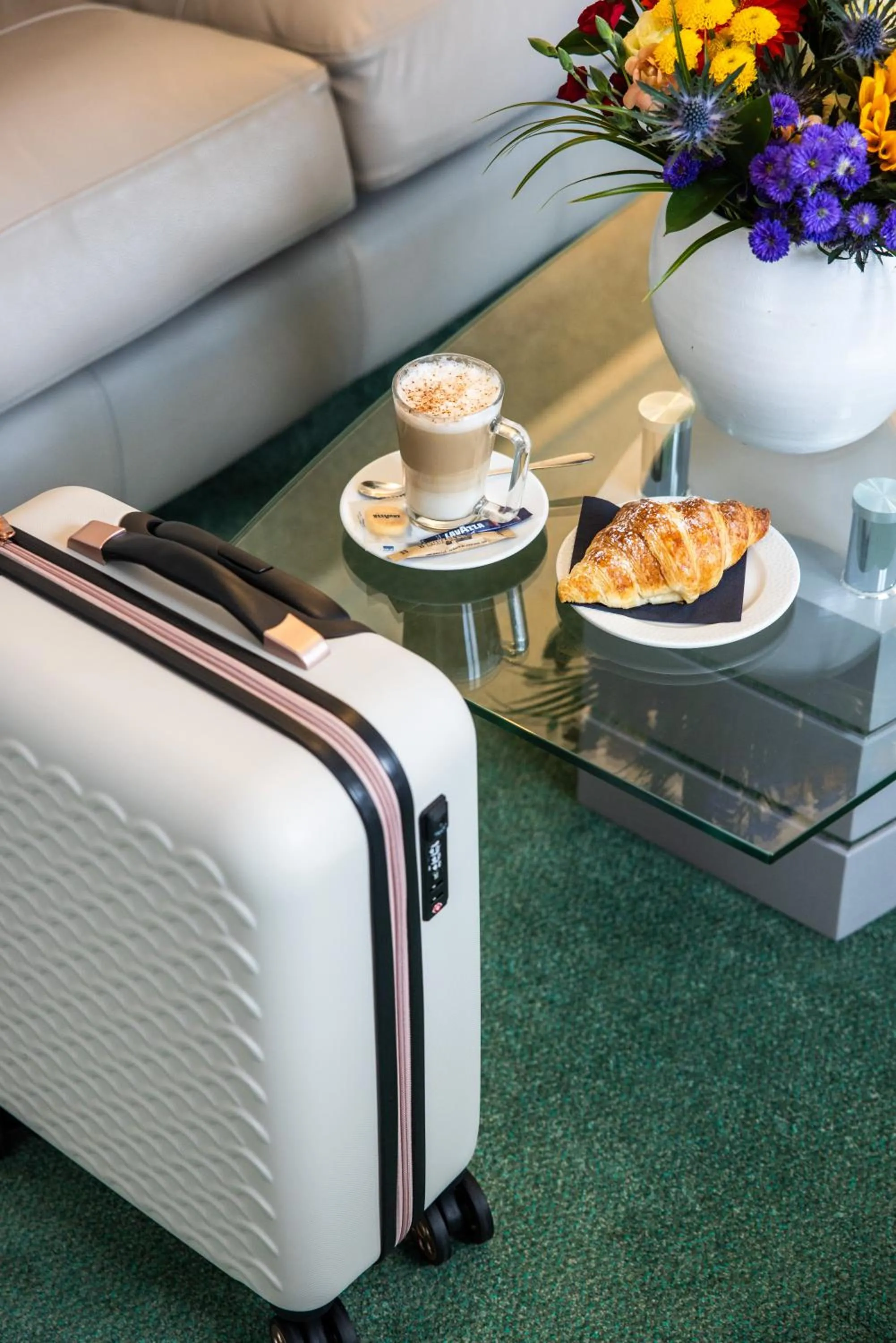 Seating area in Best Western Royal Hotel