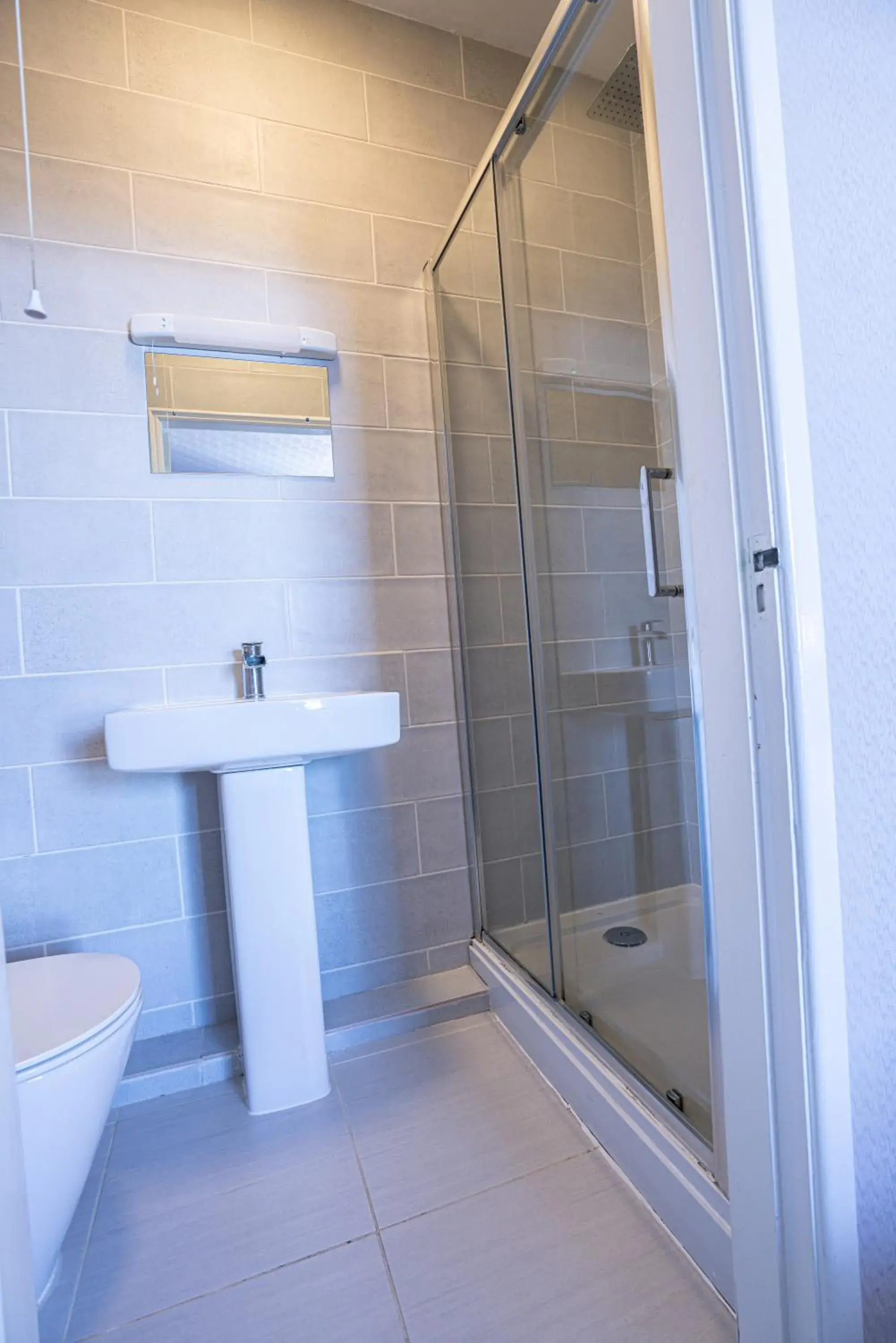 Standard Twin Room with Sea View in The Central Hotel Standard Twin Room with Sea View in The Central Hotel